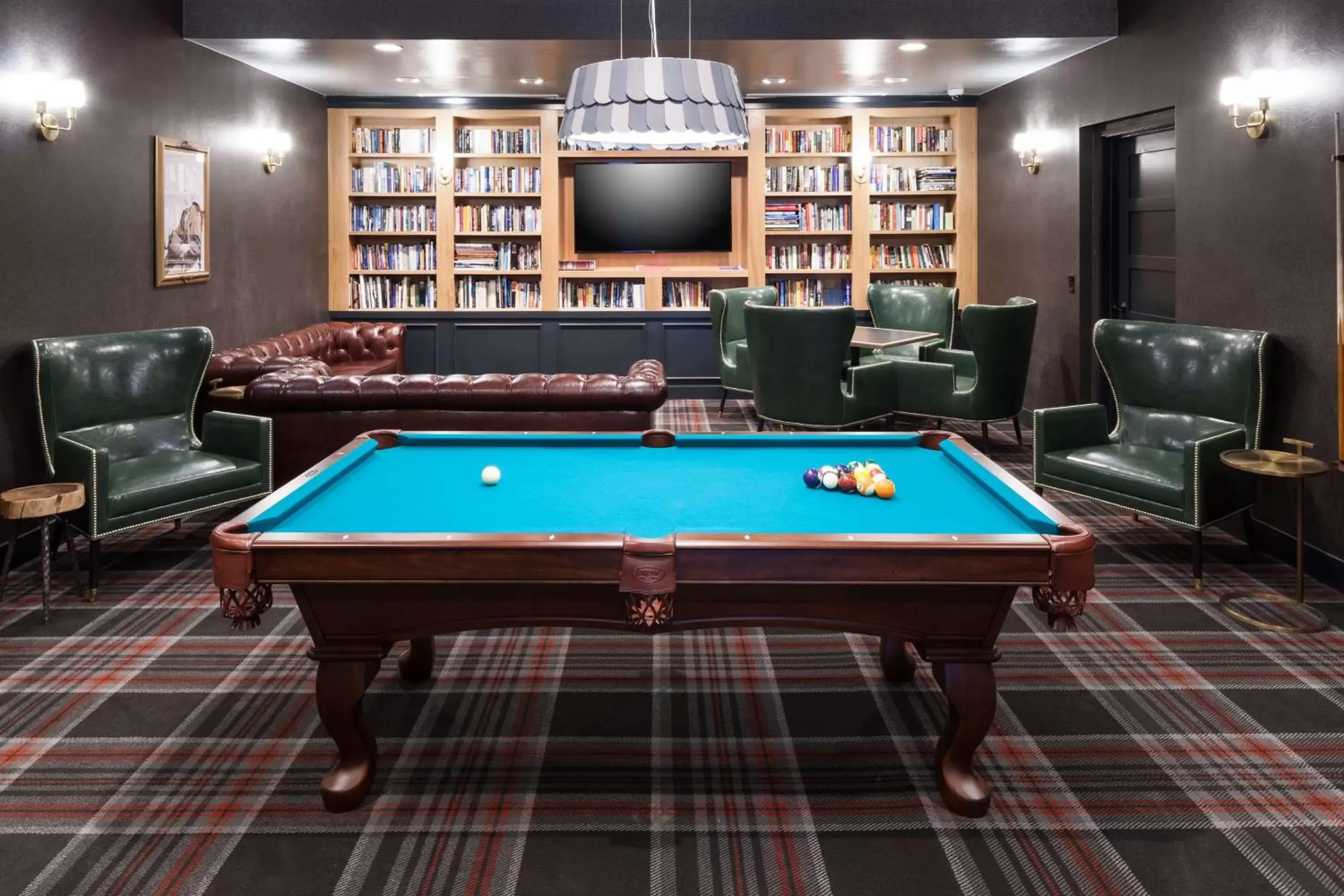 Sports, Billiards in Embassy Suites Anchorage