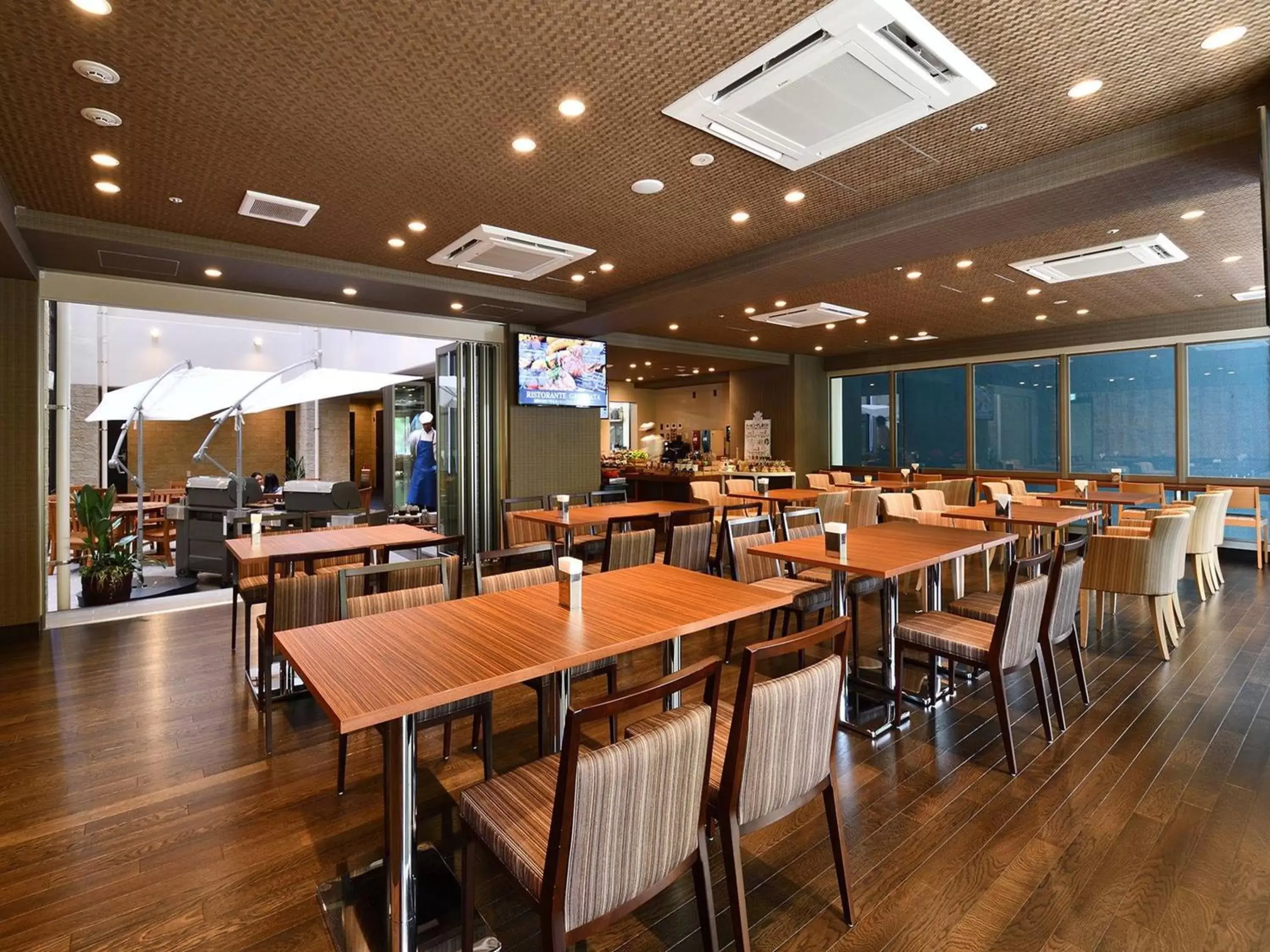 Restaurant/Places to Eat in Hotel WBF Grande Hakata