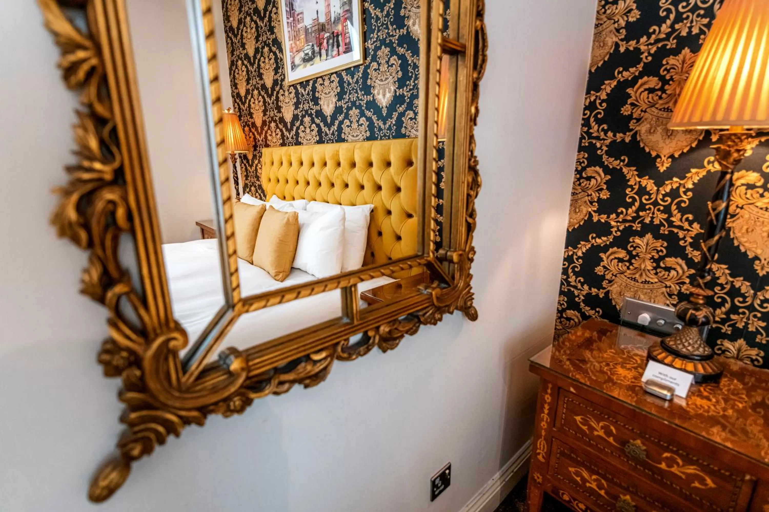 Decorative detail, Bed in Ashburn Hotel