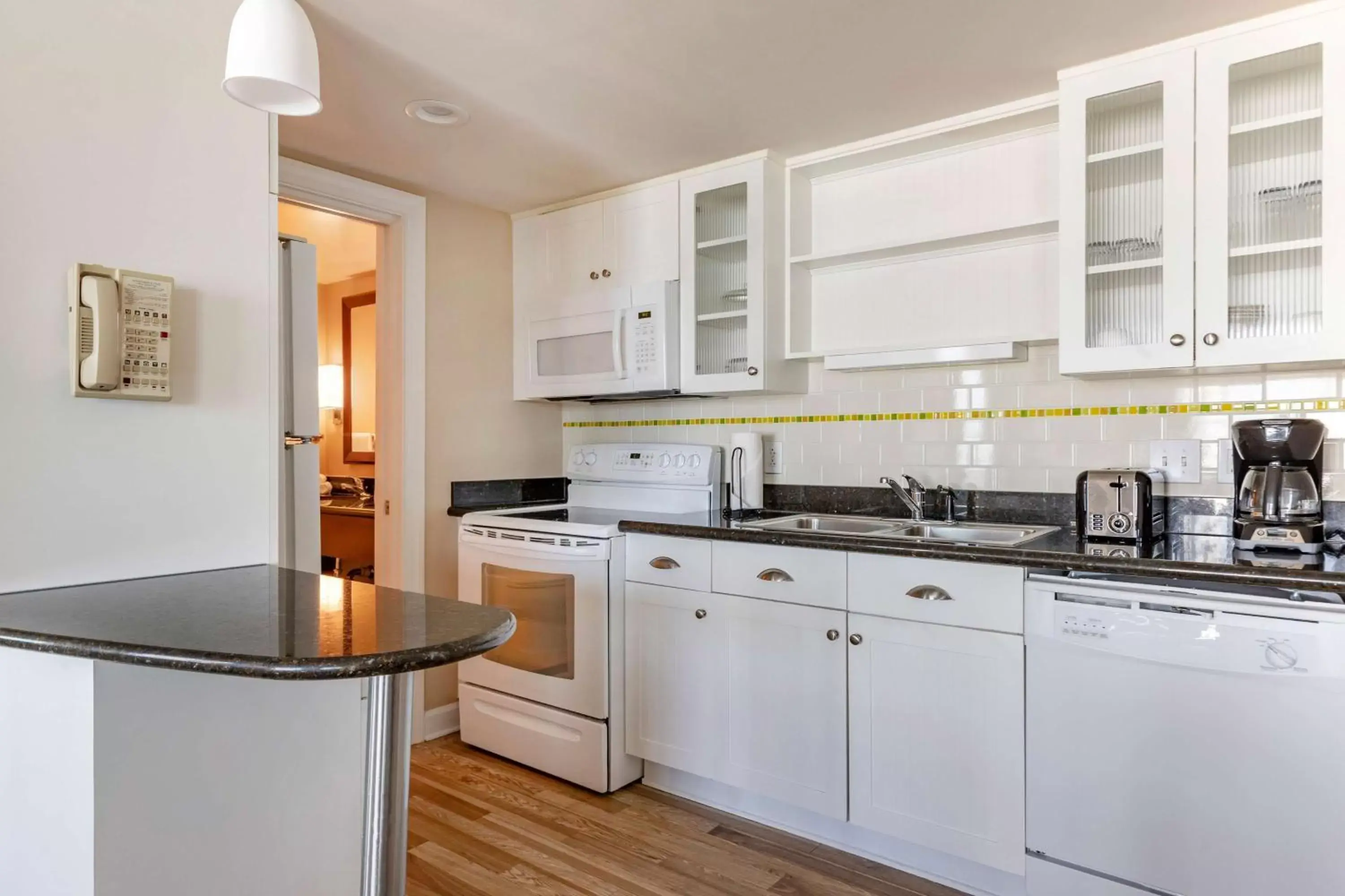 Kitchen or kitchenette, Kitchen/Kitchenette in Hilton Vacation Club Ocean Beach Club Virginia Beach