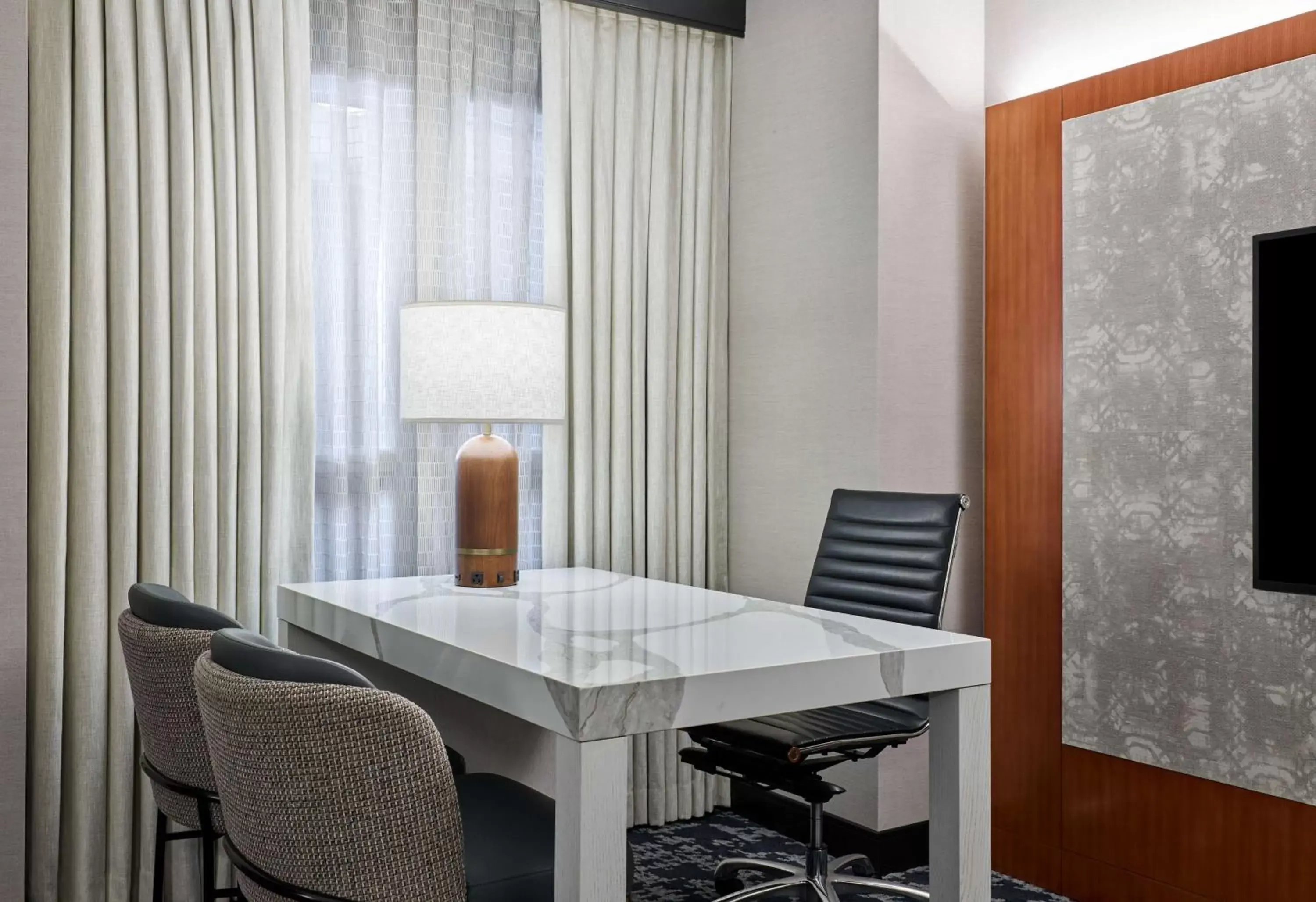 Bedroom, Dining Area in Embassy Suites by Hilton Washington DC Convention Center