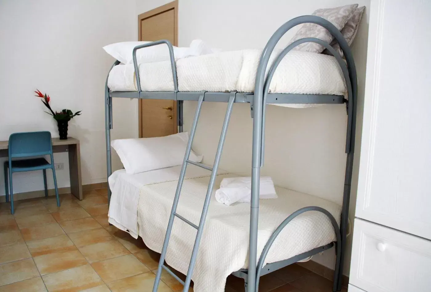 Bunk Bed in B&B & Residence Pozzo Misseo