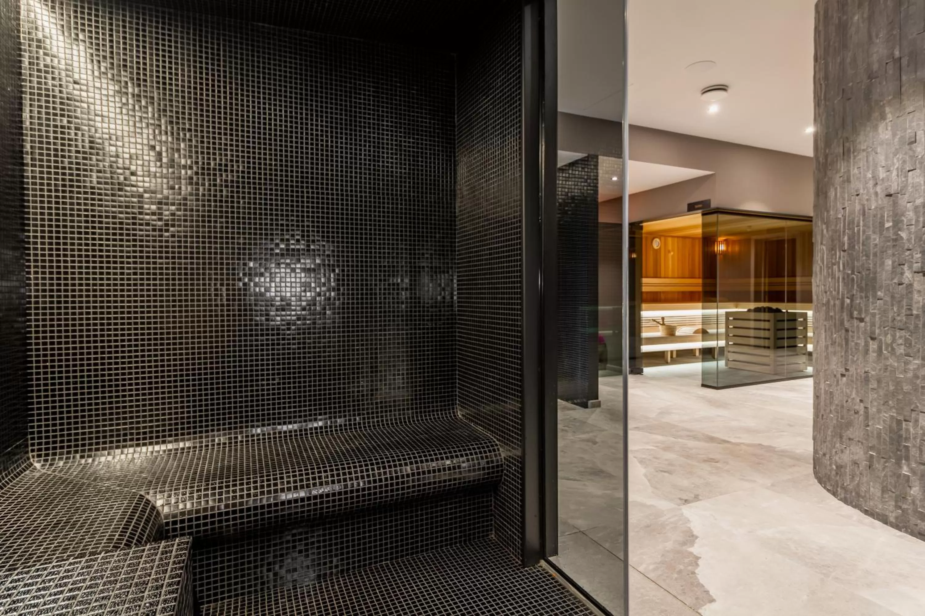 Spa and wellness centre/facilities in Van der Valk Hotel Mons Congres & Spa