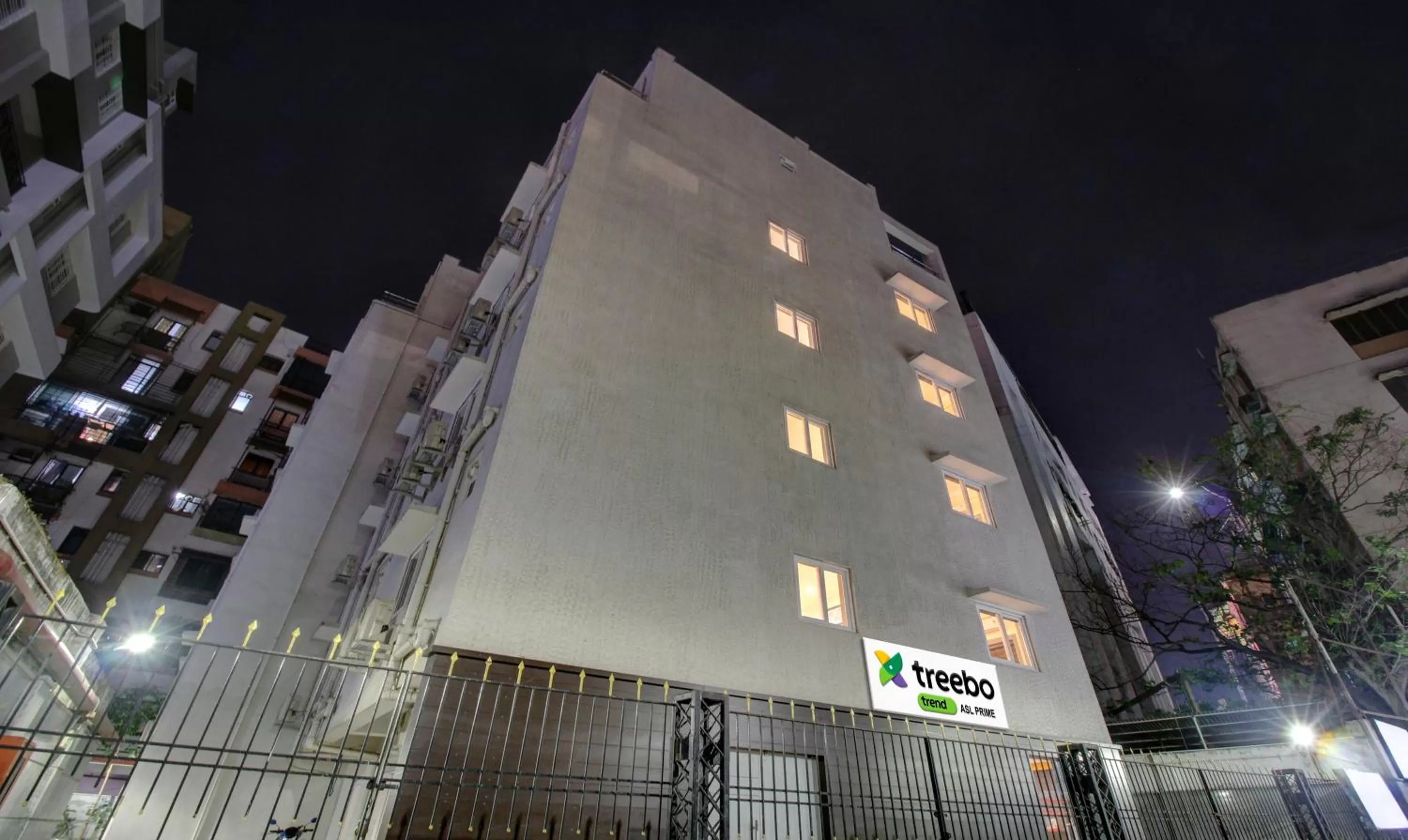 Property building in Treebo ASL Prime, Gariahat