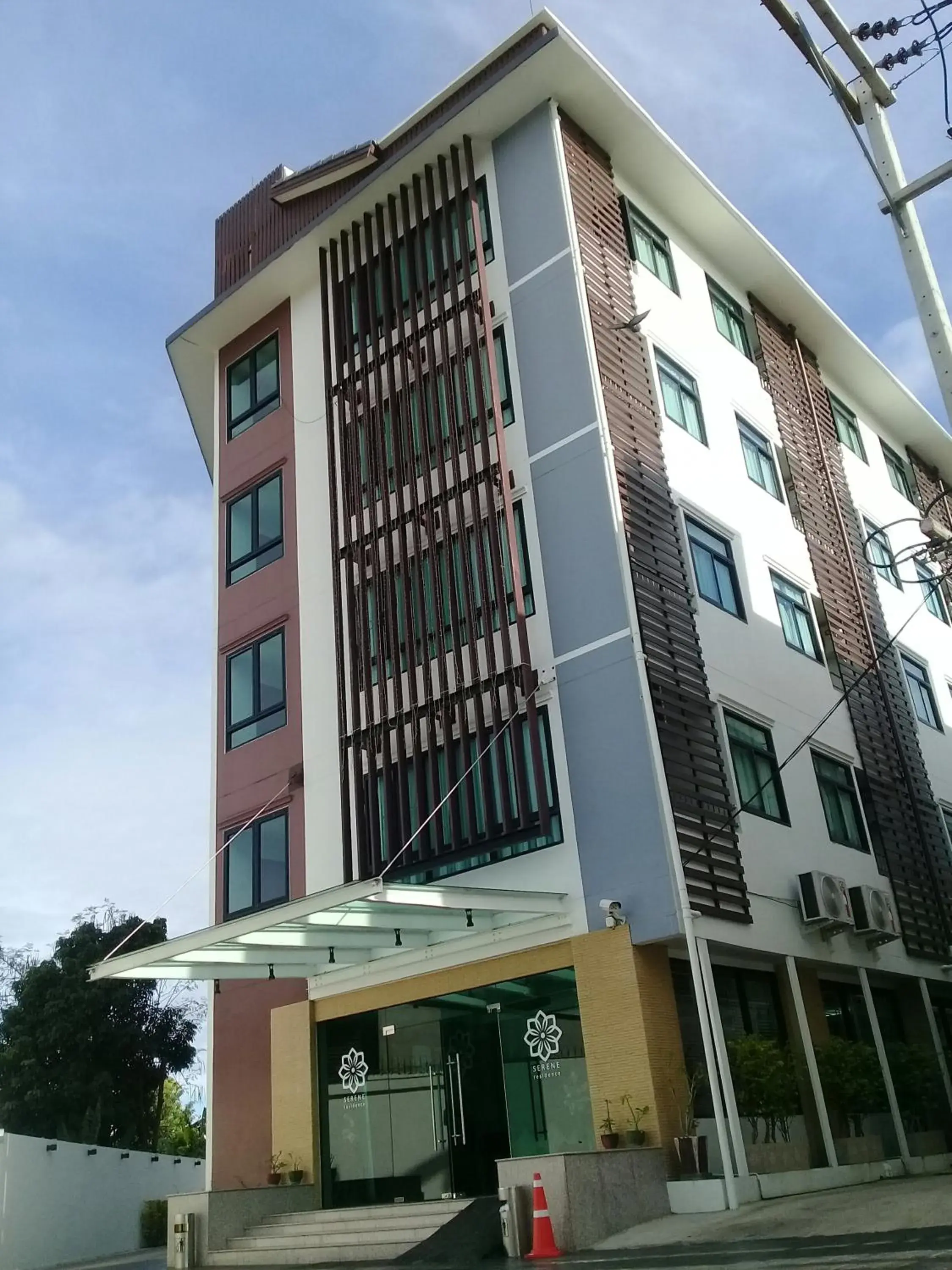 Property building in Serene Residence Property building in Serene Residence