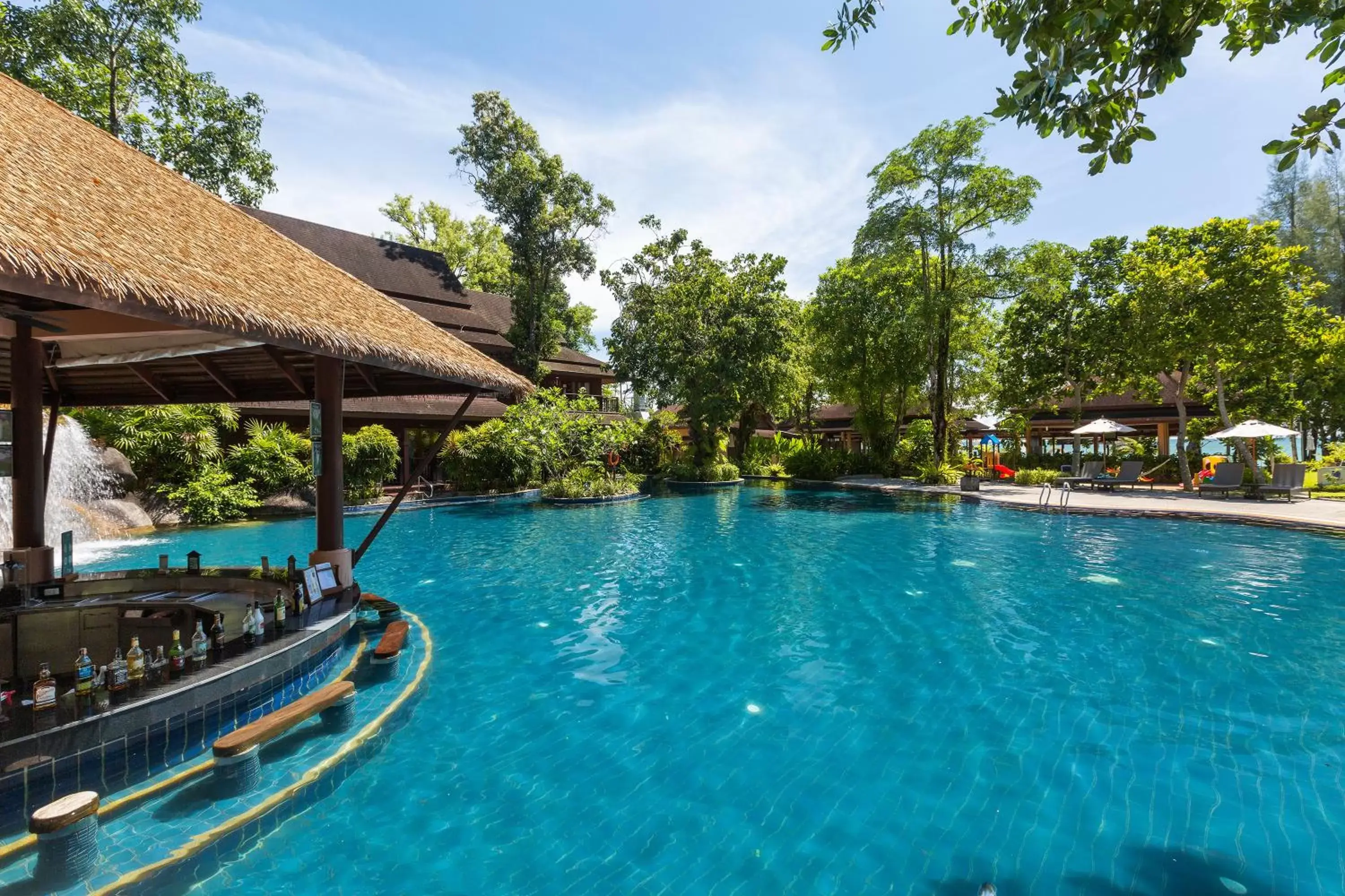 Lounge or bar, Swimming Pool in Khaolak Merlin Resort - SHA Extra Plus