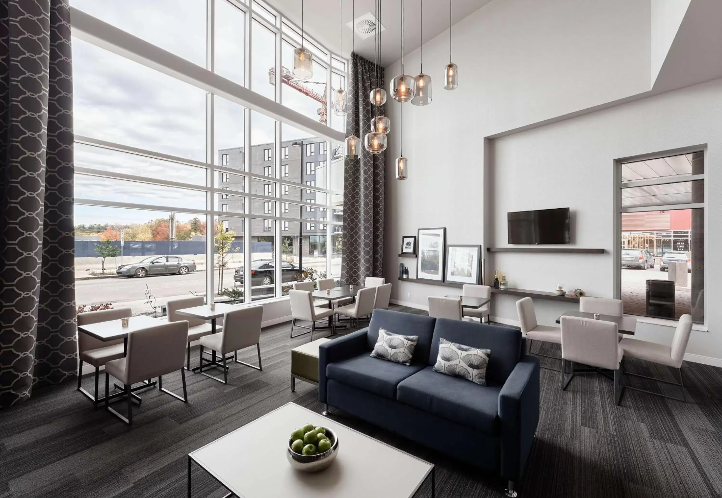 Lobby or reception, Seating Area in Hampton Inn & Suites By Hilton Quebec City /Saint-Romuald