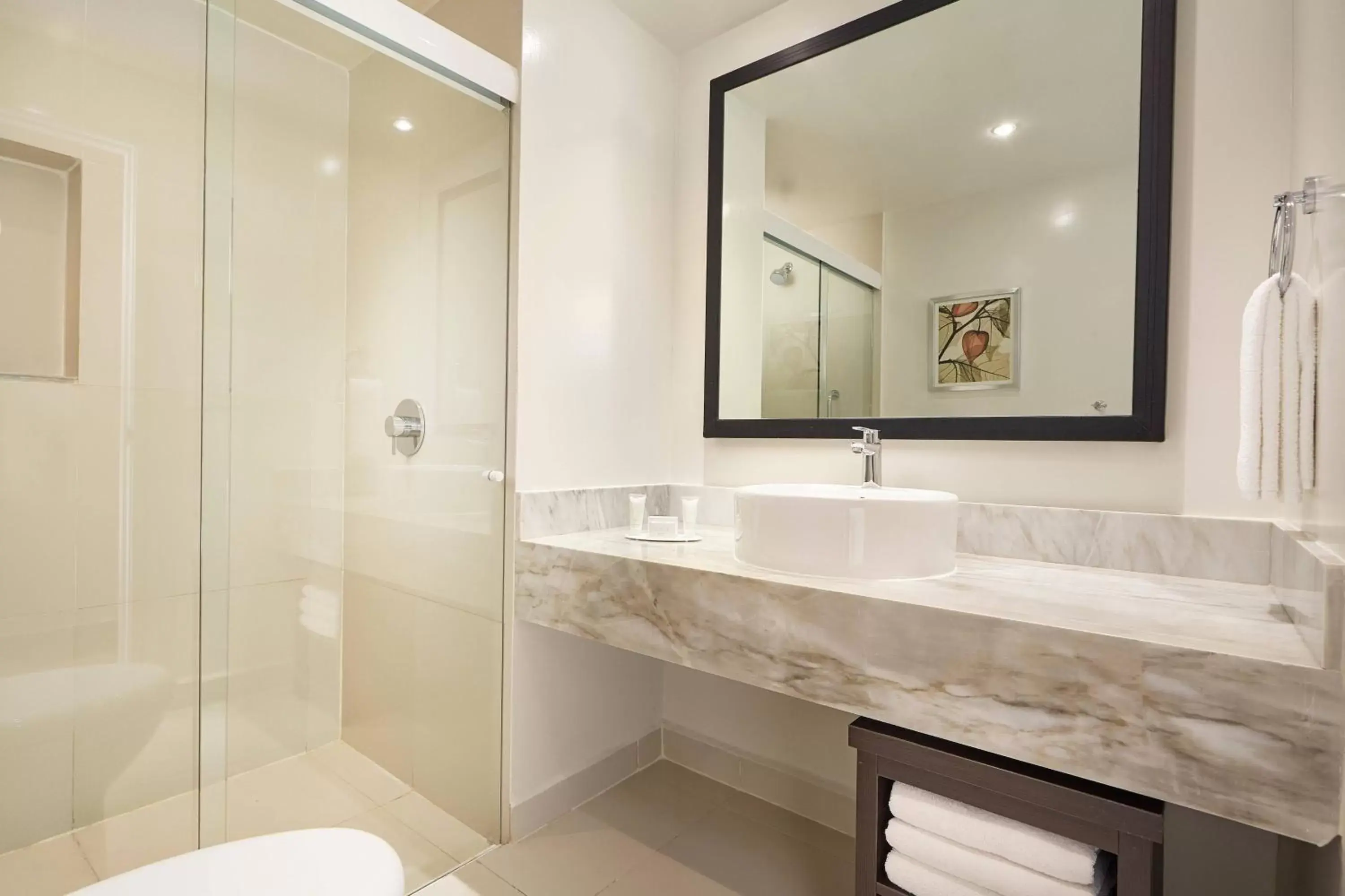 Bathroom in Fairfield Inn & Suites by Marriott Villahermosa Tabasco