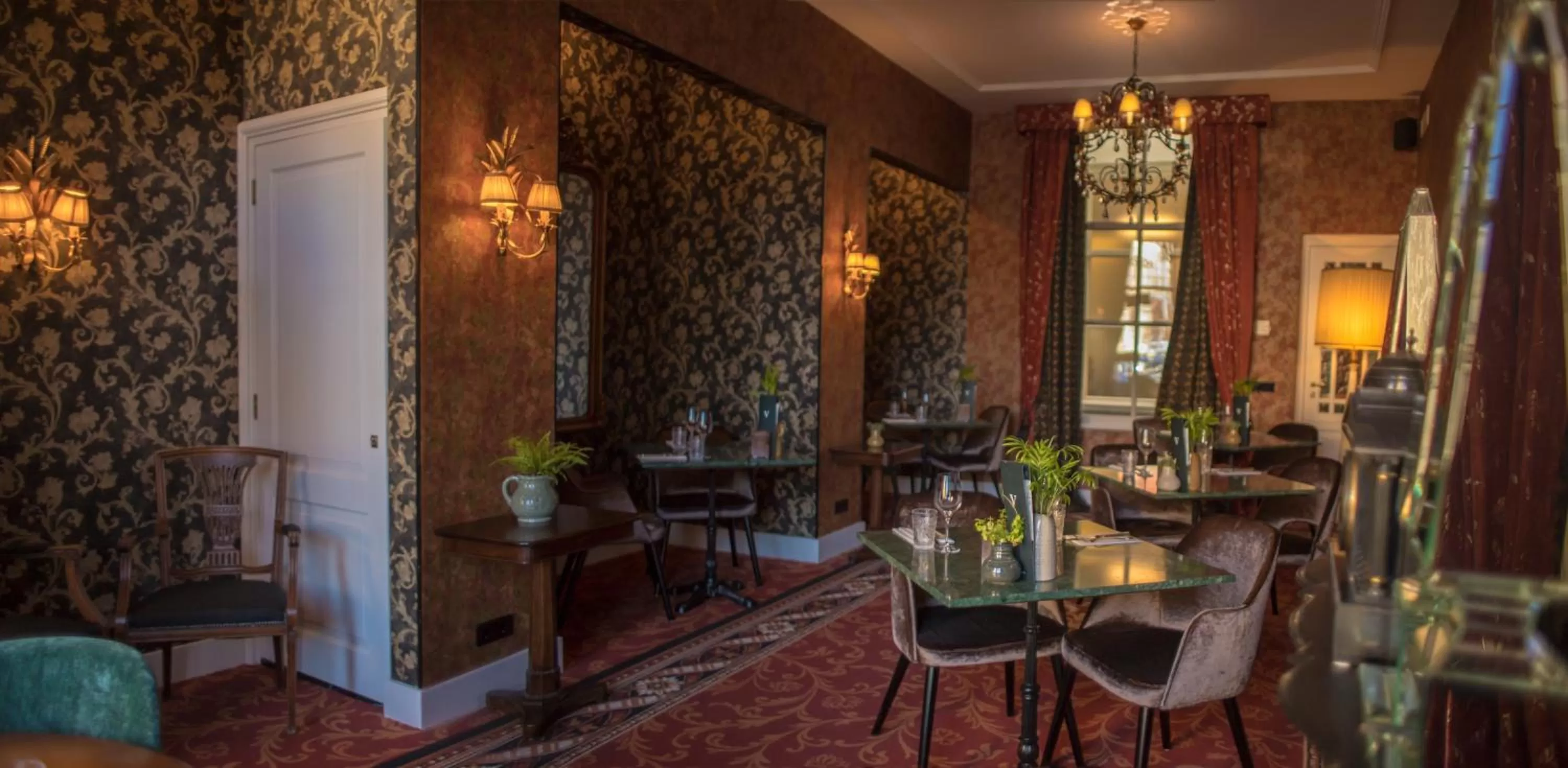 Restaurant/places to eat in Grand Boutique Hotel-Restaurant Huis Vermeer