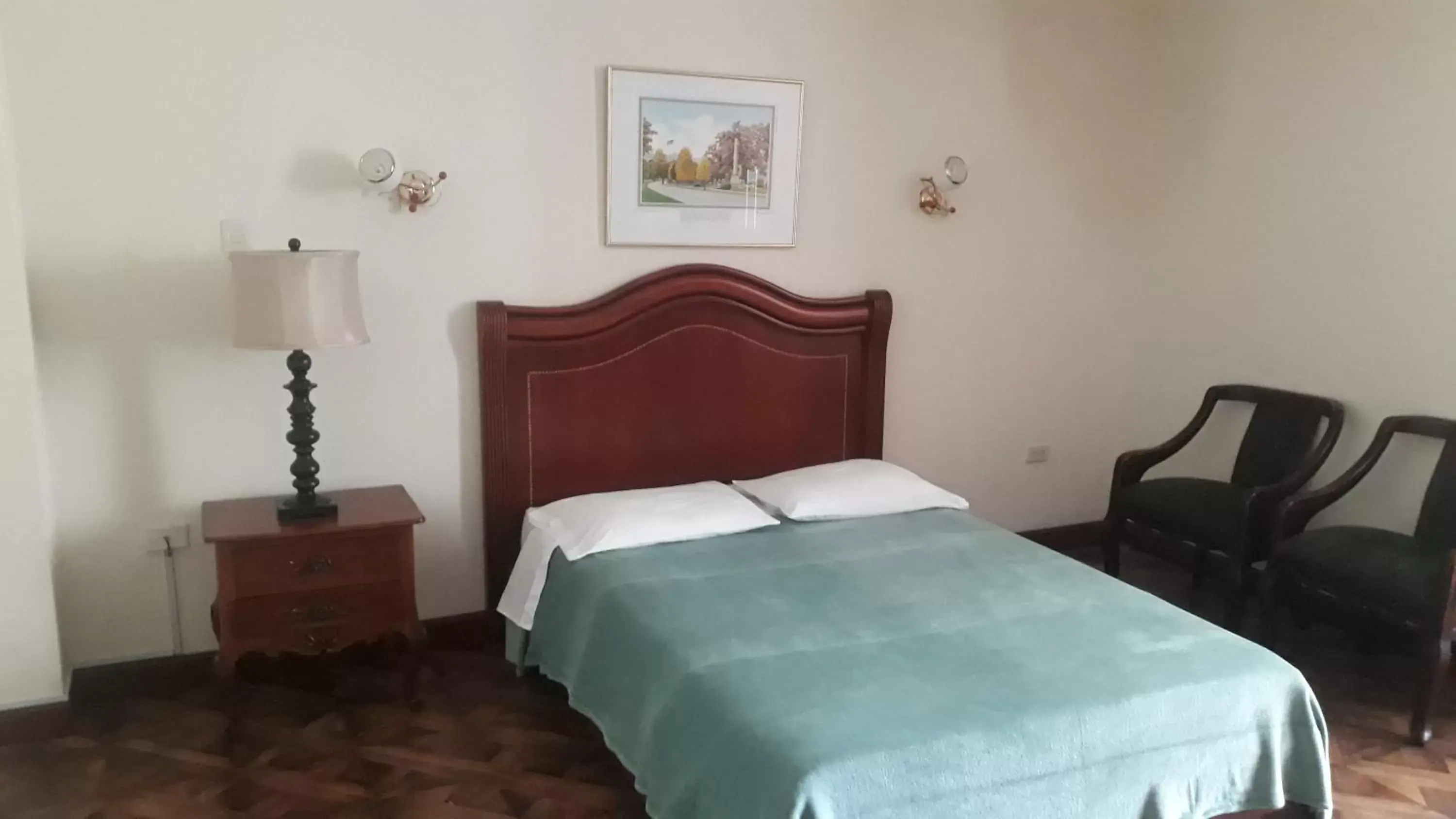 Superior Double Room in El Cardenal Hotel Superior Double Room in El Cardenal Hotel