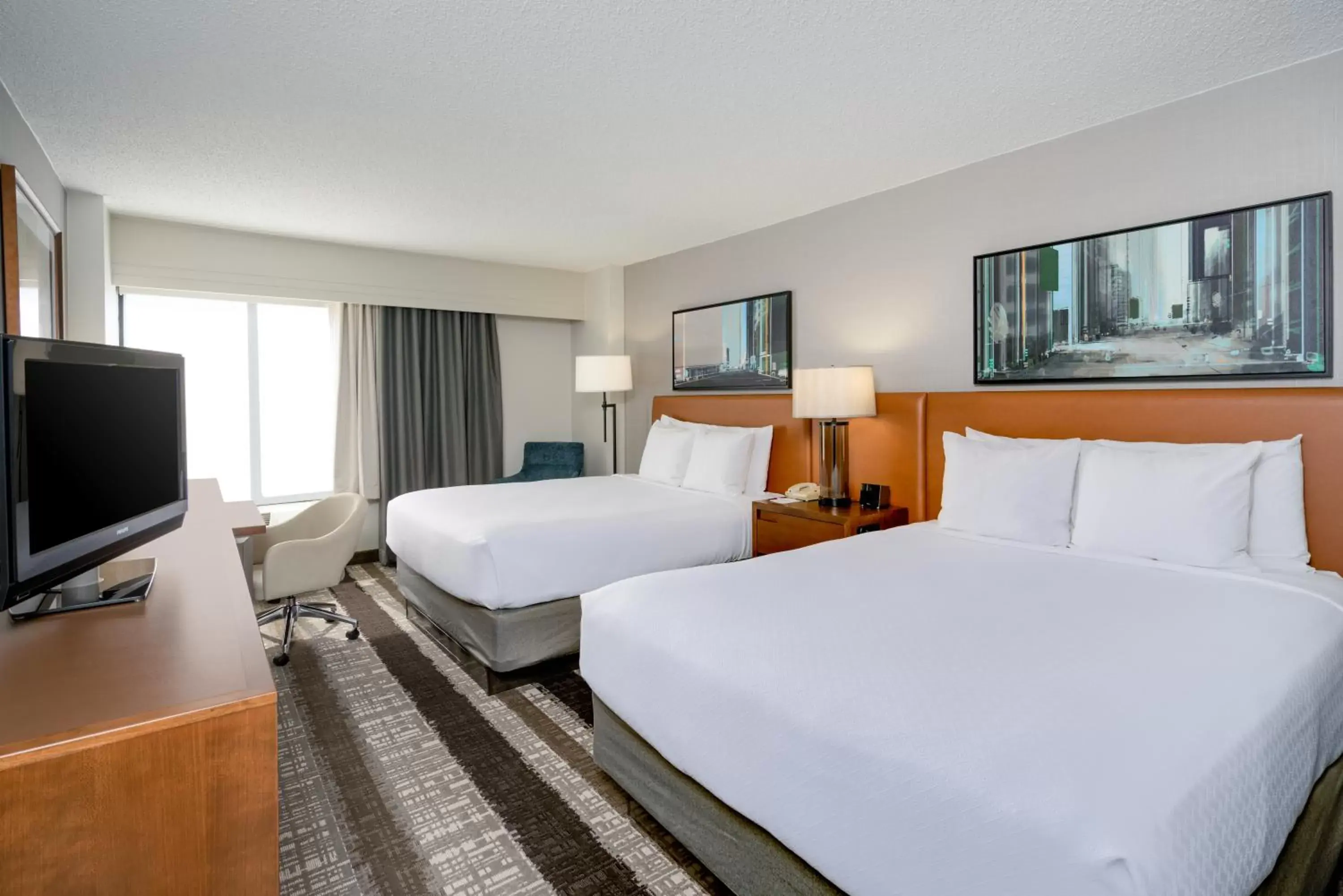 Bed in Crowne Plaza Dulles Airport by IHG Bed in Crowne Plaza Dulles Airport by IHG