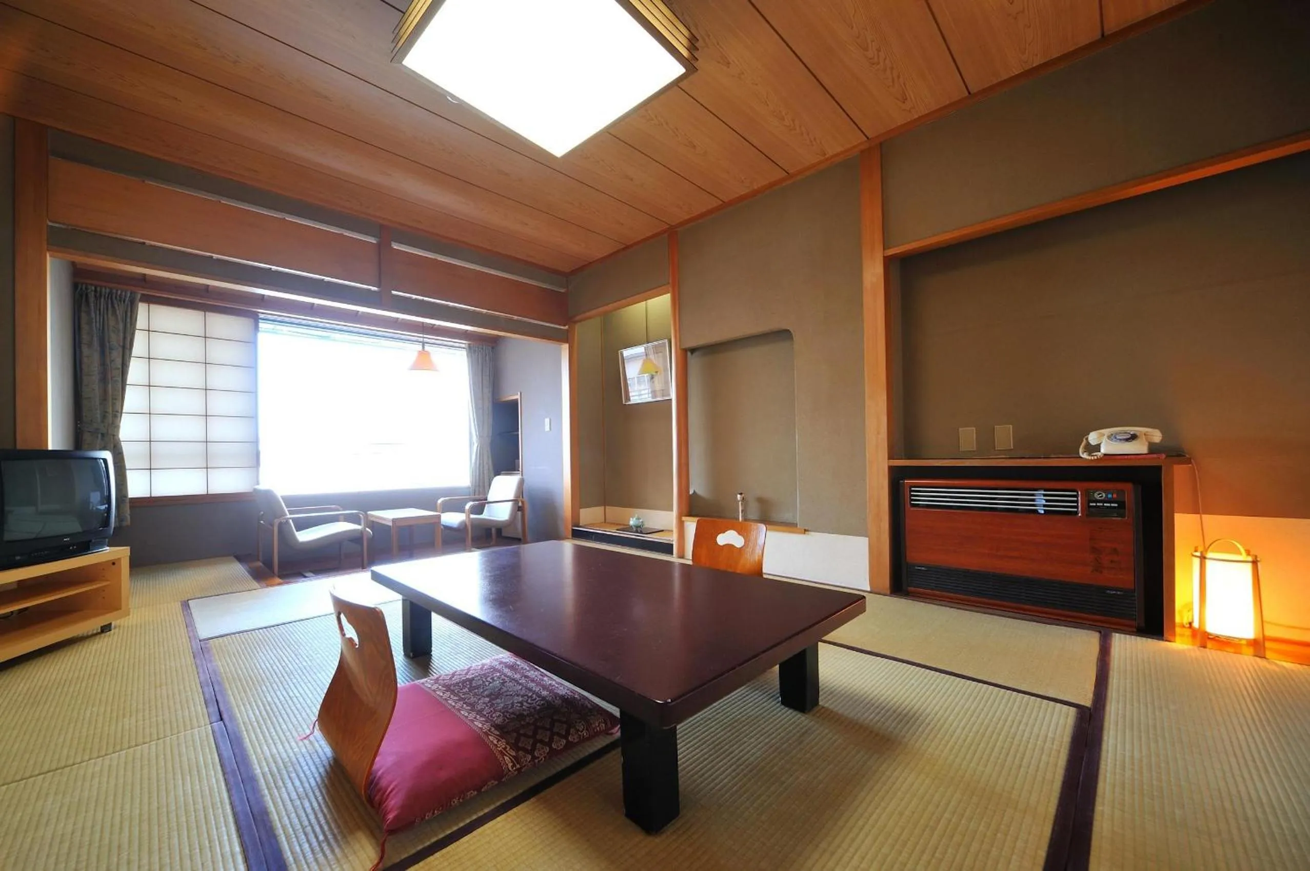 Photo of the whole room in Senkeien Tsukioka Hotel