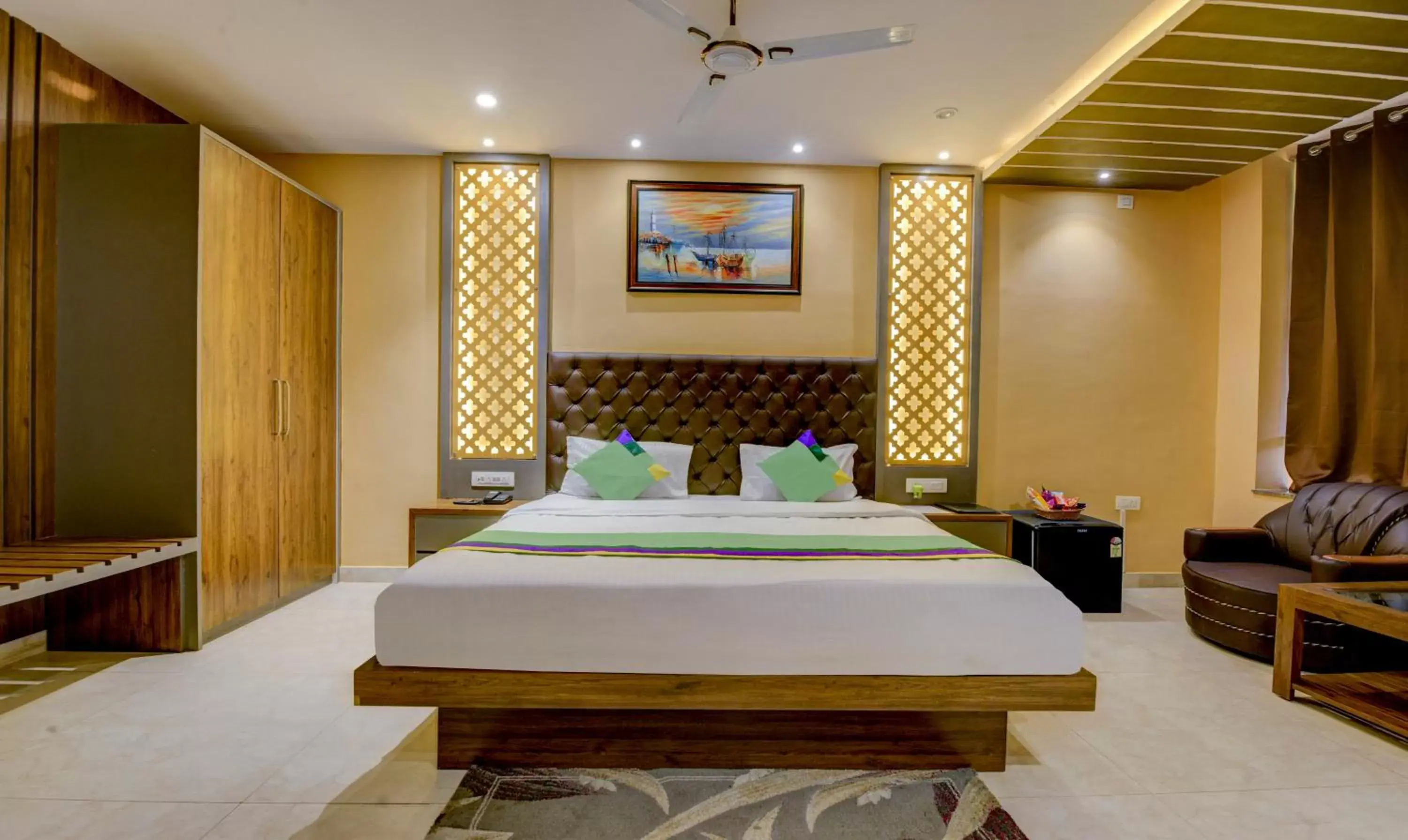 Bedroom, Bed in Treebo Winsome Banquet And Resort Bedroom, Bed in Treebo Winsome Banquet And Resort