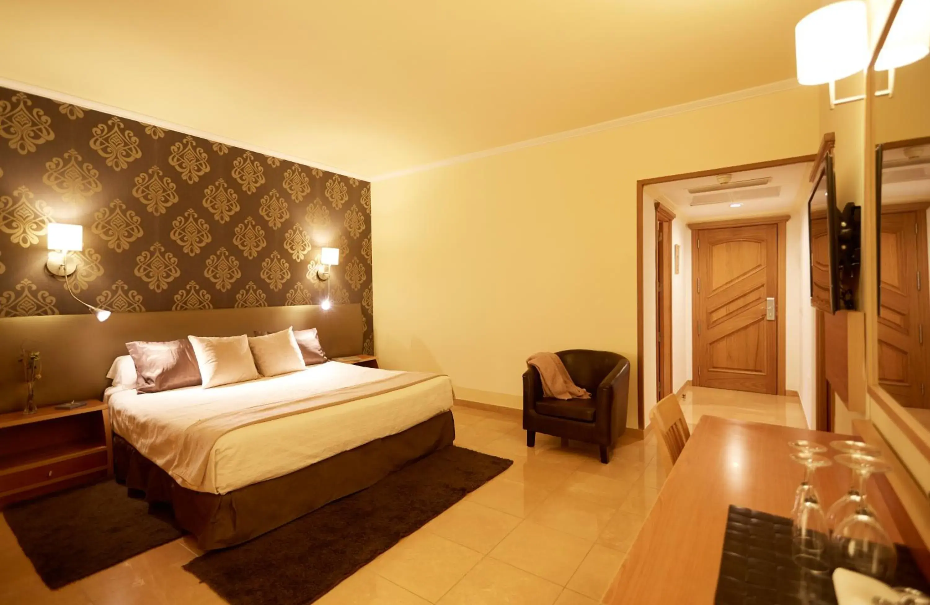 Bedroom, Bed in Invisa Hotel La Cala