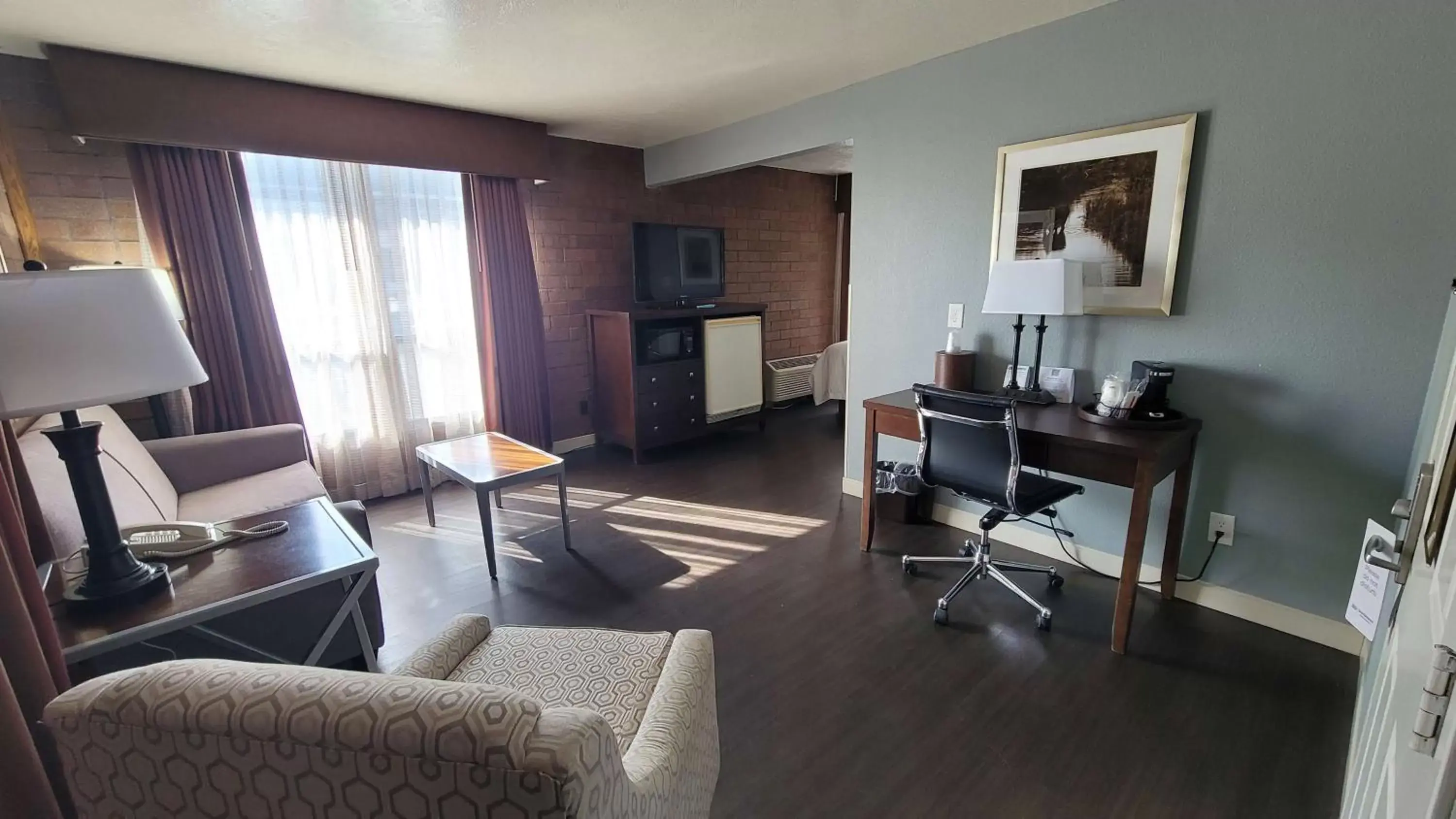 Bedroom, Seating Area in Best Western Pocatello Inn