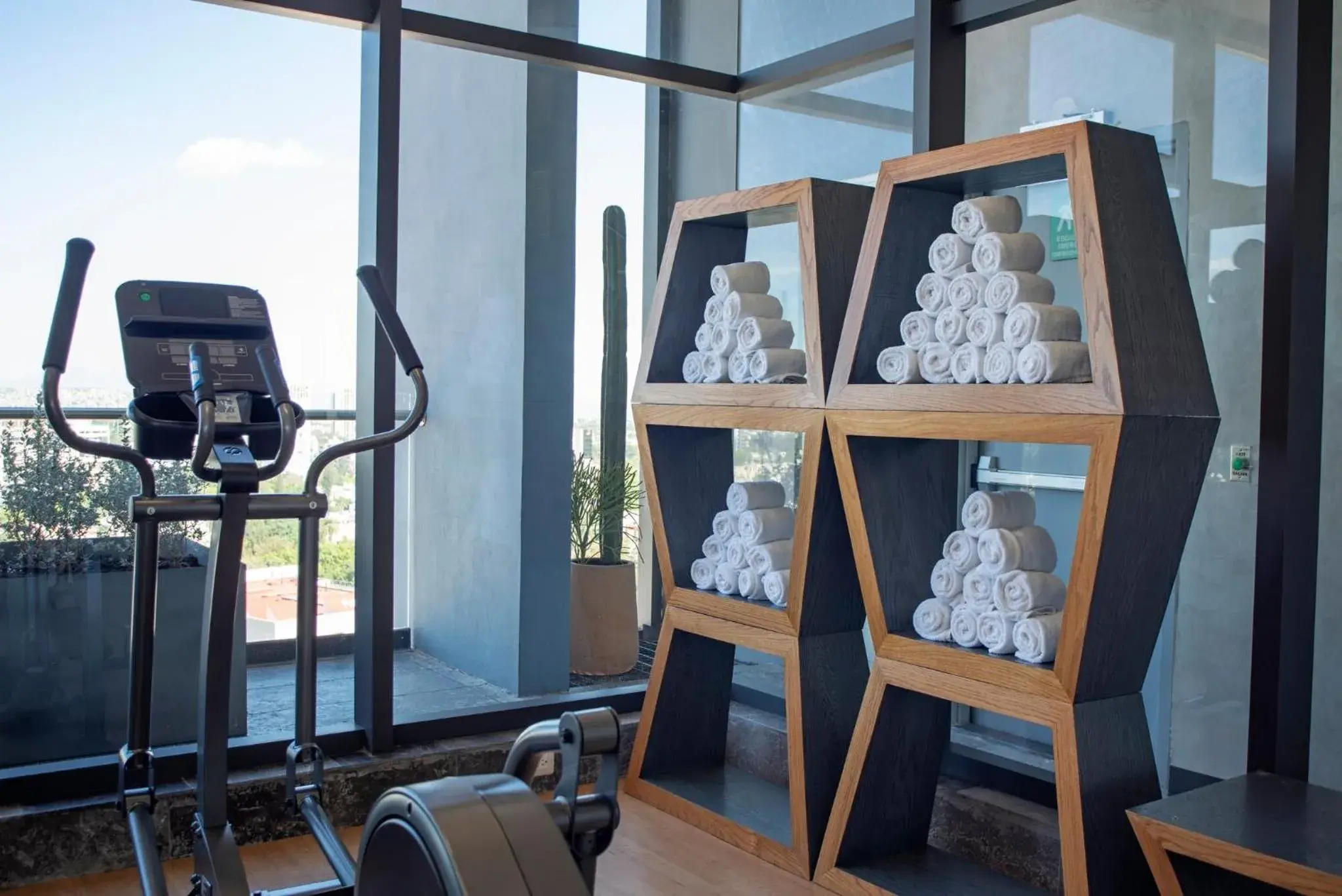 Fitness centre/facilities in voco Guadalajara Neruda by IHG Fitness centre/facilities in voco Guadalajara Neruda by IHG