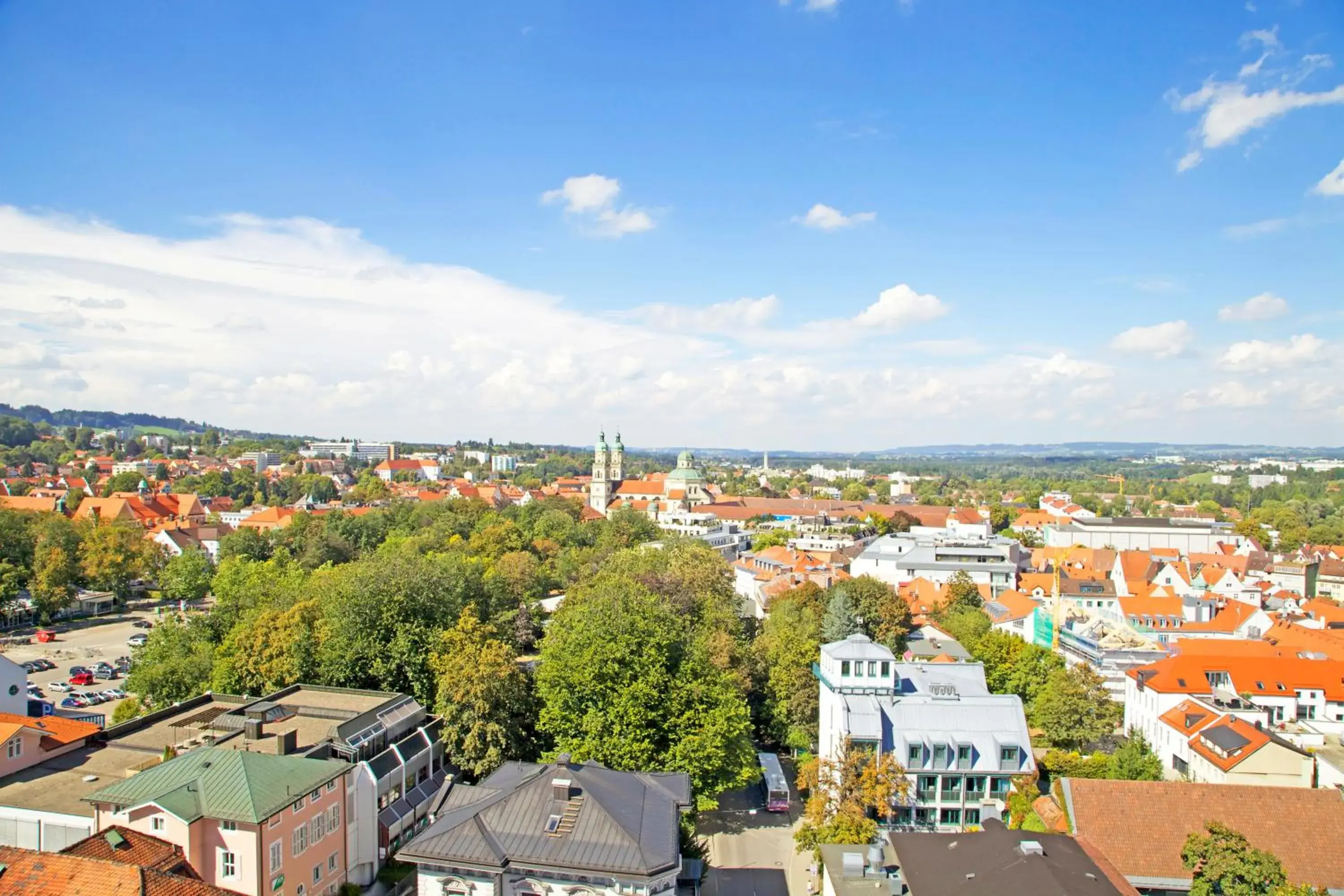 Neighbourhood, Bird's-eye View in MY Parkhotel