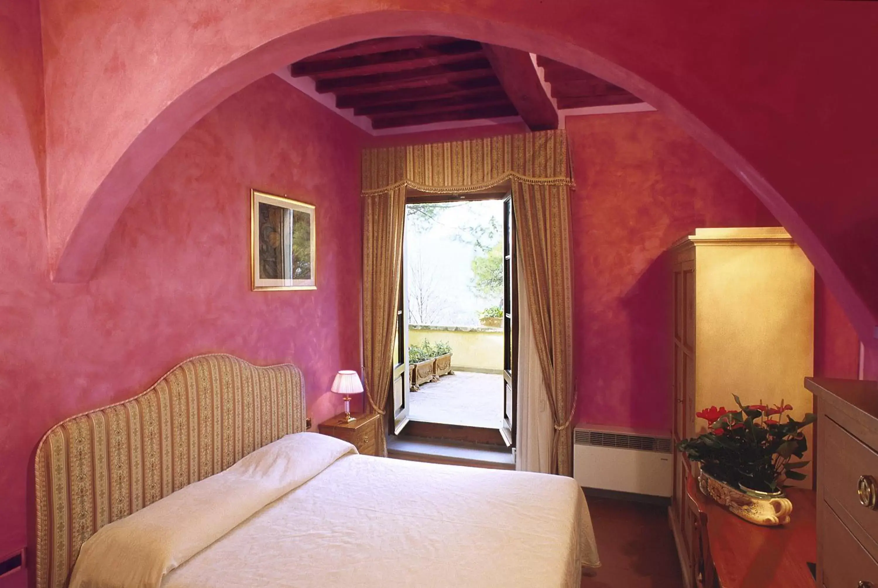 Photo of the whole room, Bed in B&B Palazzo Al Torrione 2