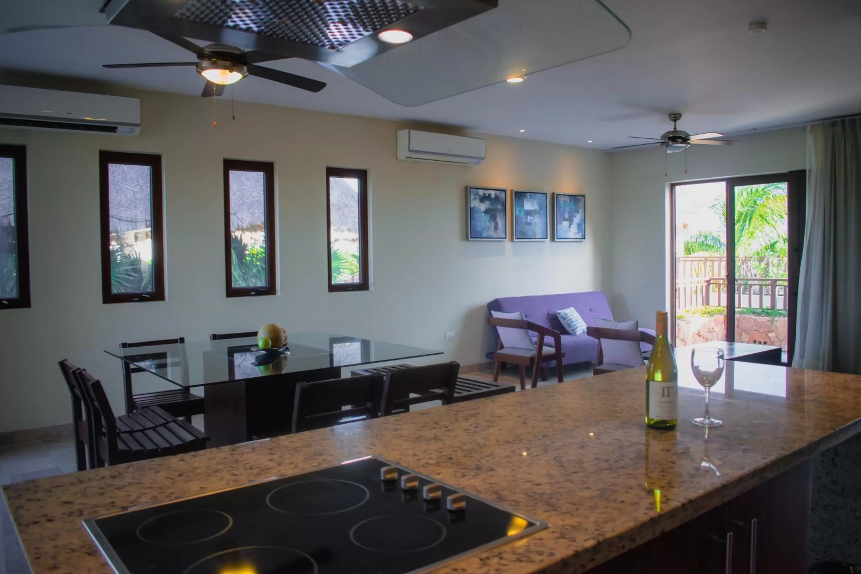 Communal kitchen in Villas Grand Marina Kinuh