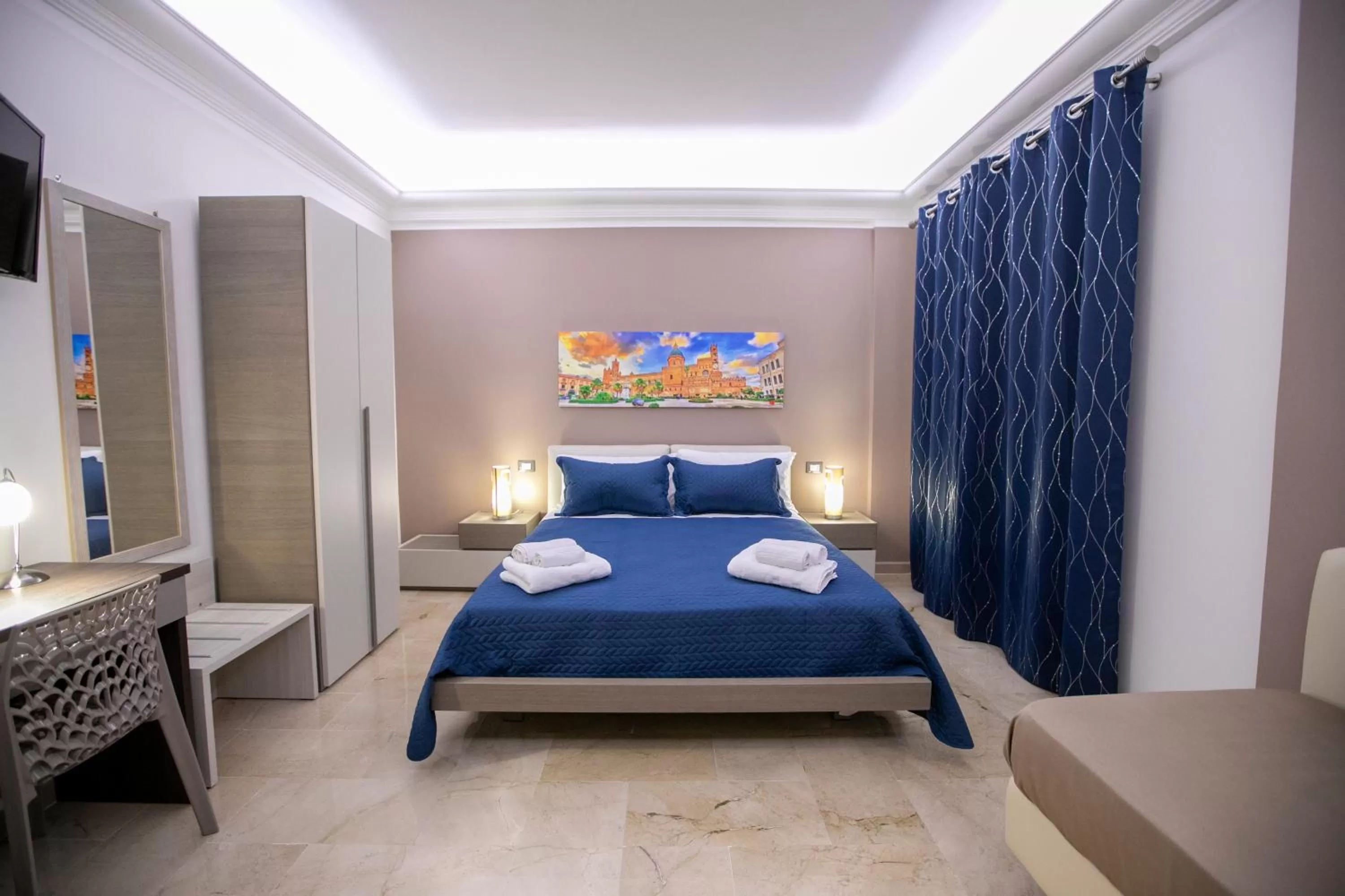 Photo of the whole room, Bed in B&B Azul