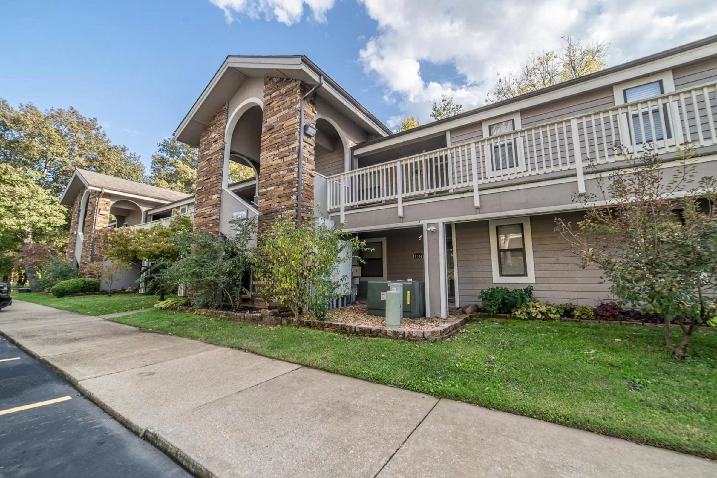 Property building in Pointe Royale Golf Resort