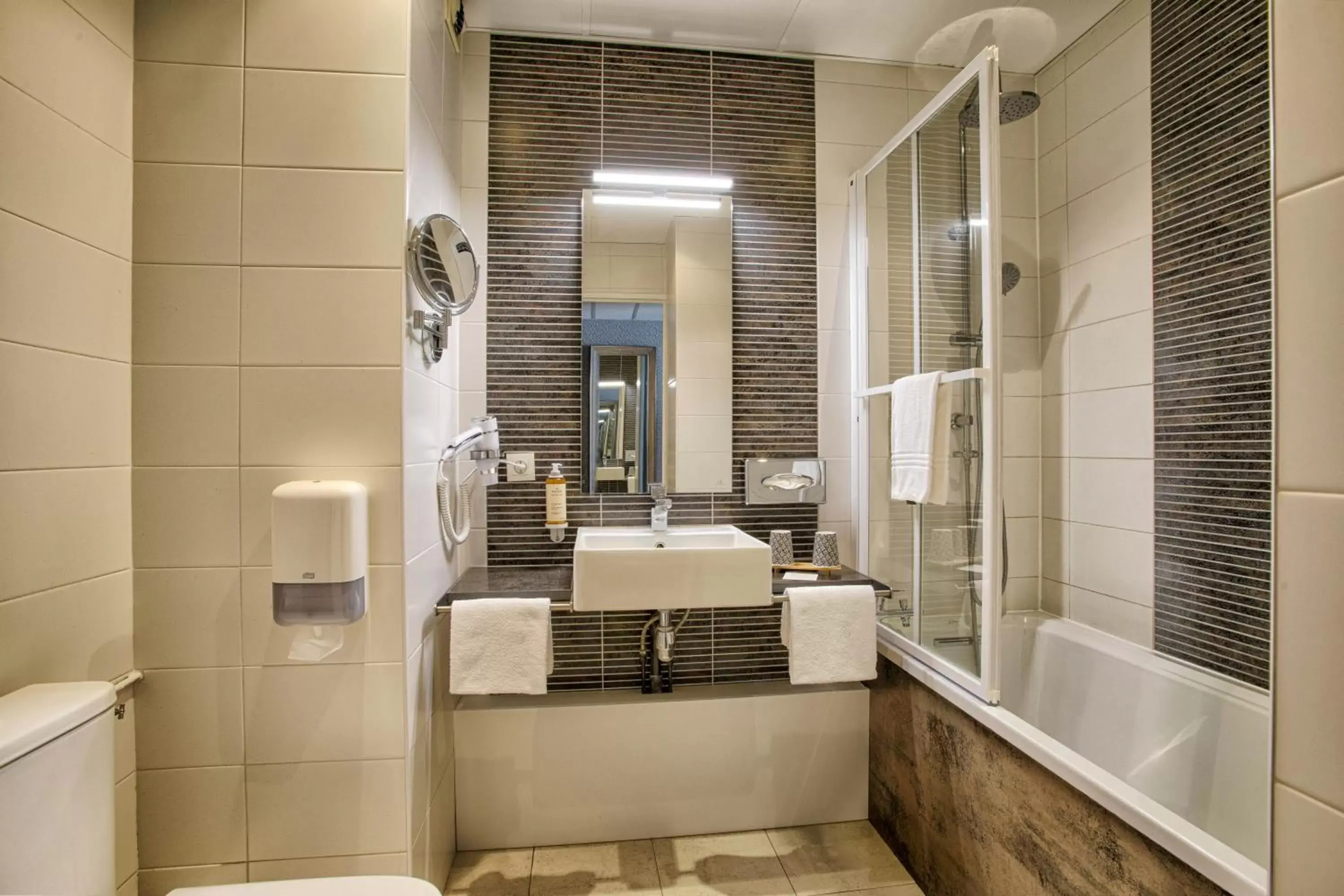 Bathroom in Mercure Cabourg Hôtel & Spa