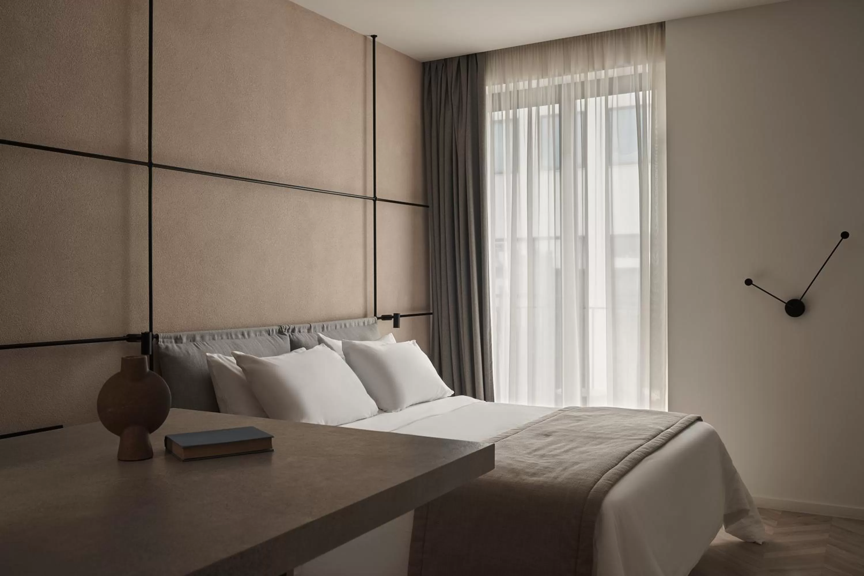 Bed in The Newel Psychiko