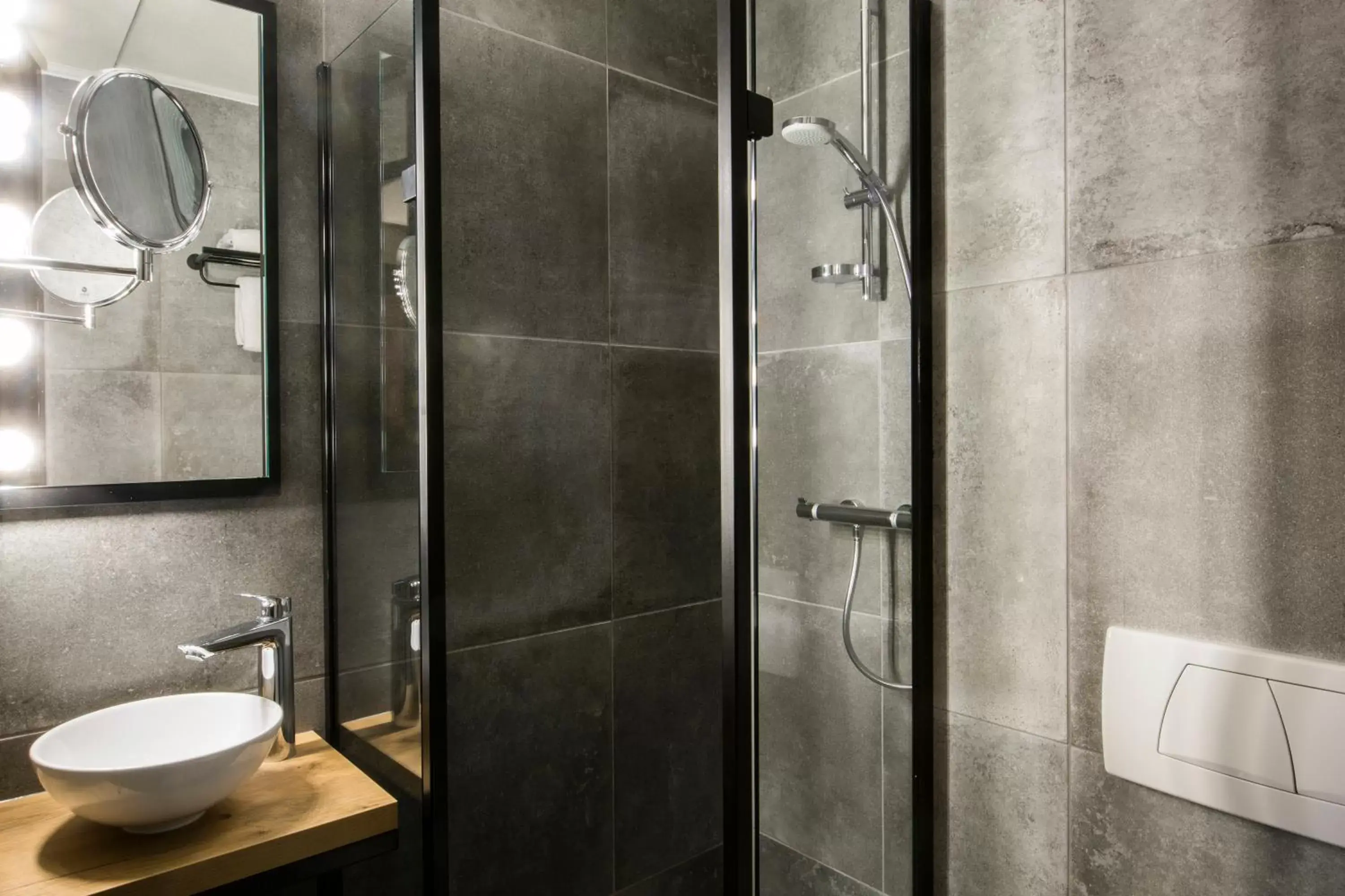Shower, Bathroom in City Hotel Groningen