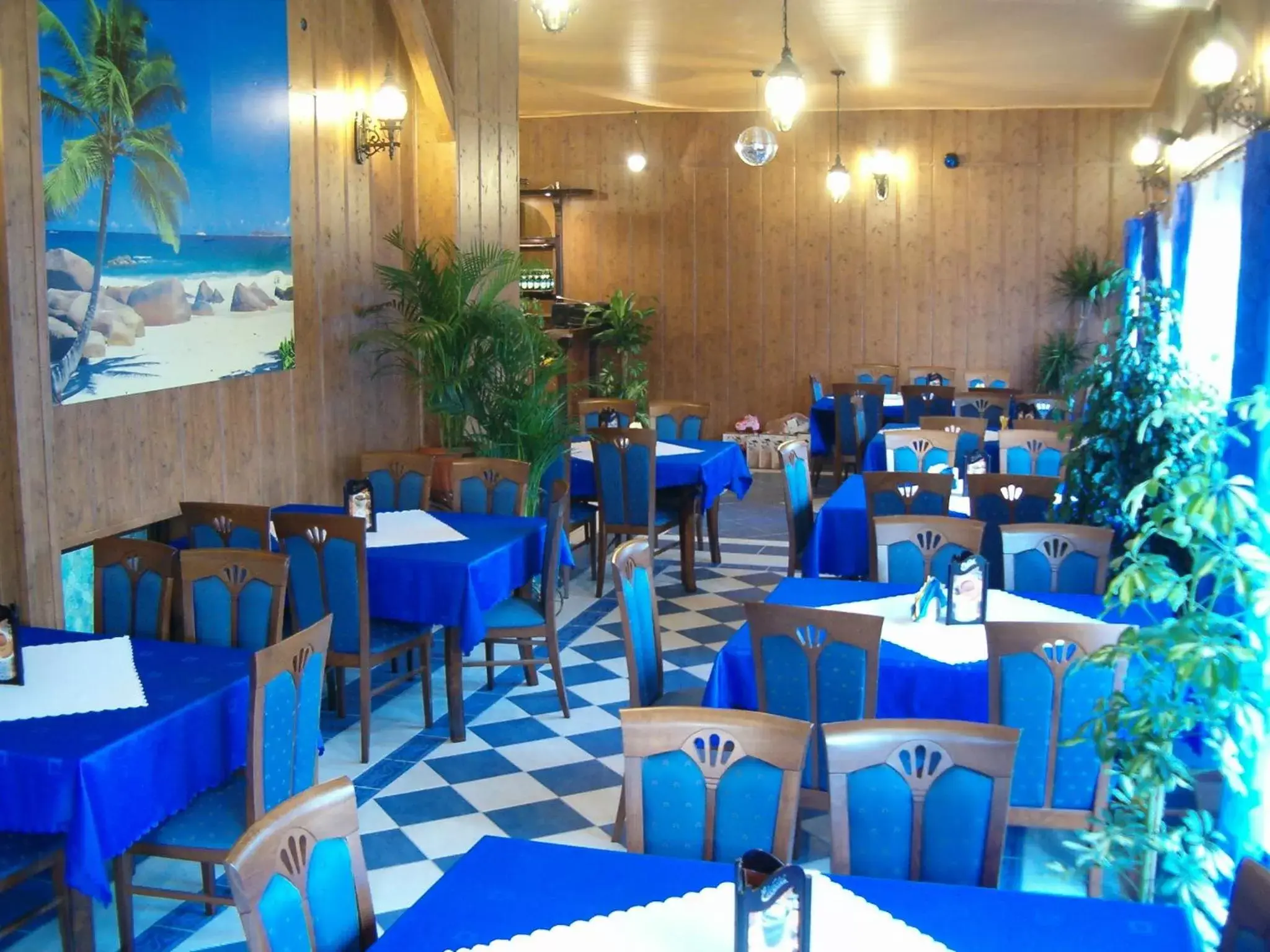Restaurant/places to eat in Hotel Daisy Budget Restaurant/places to eat in Hotel Daisy Budget