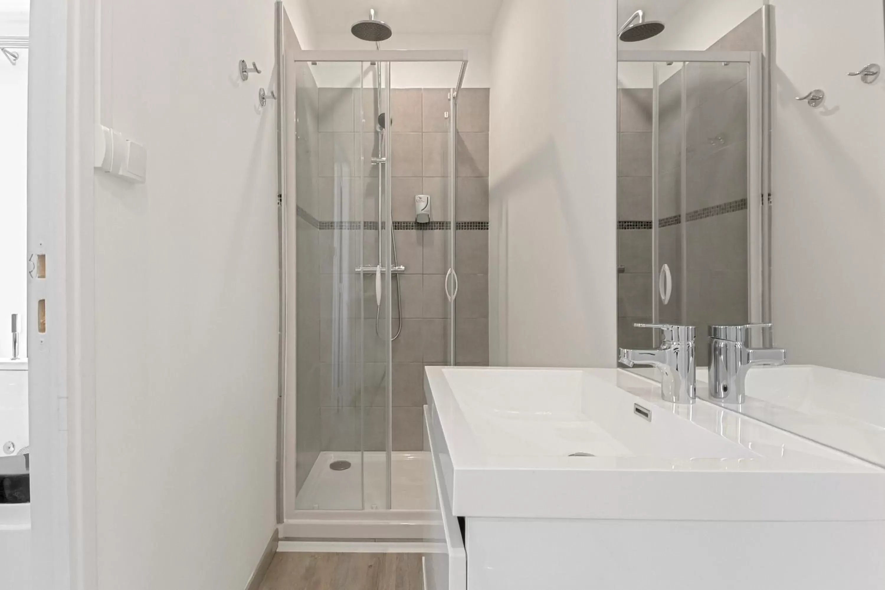 Bathroom in Hôtel de la Citadelle