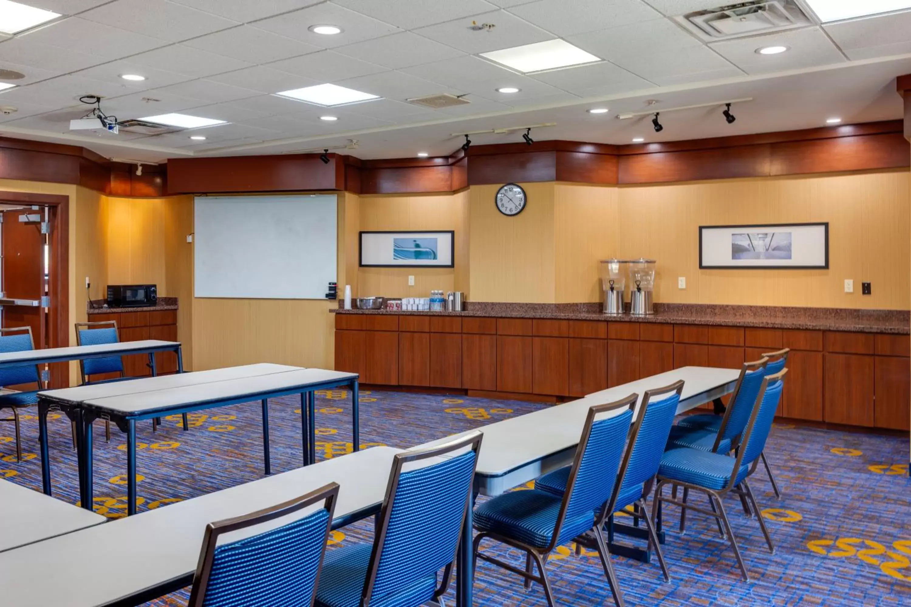 Meeting/conference room in Courtyard by Marriott Oklahoma City North/Quail Springs