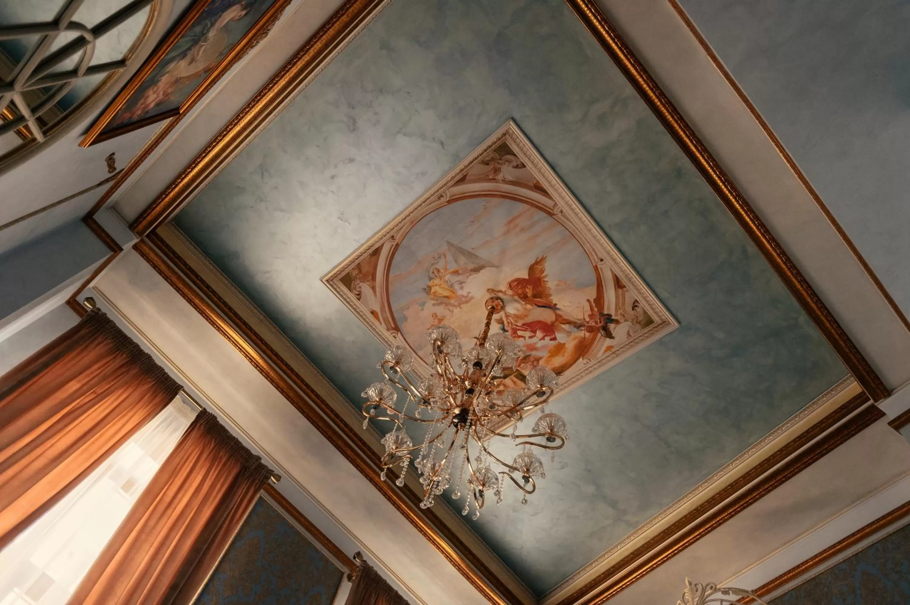 Day in Belle Epoque Boutique (Adult Only)