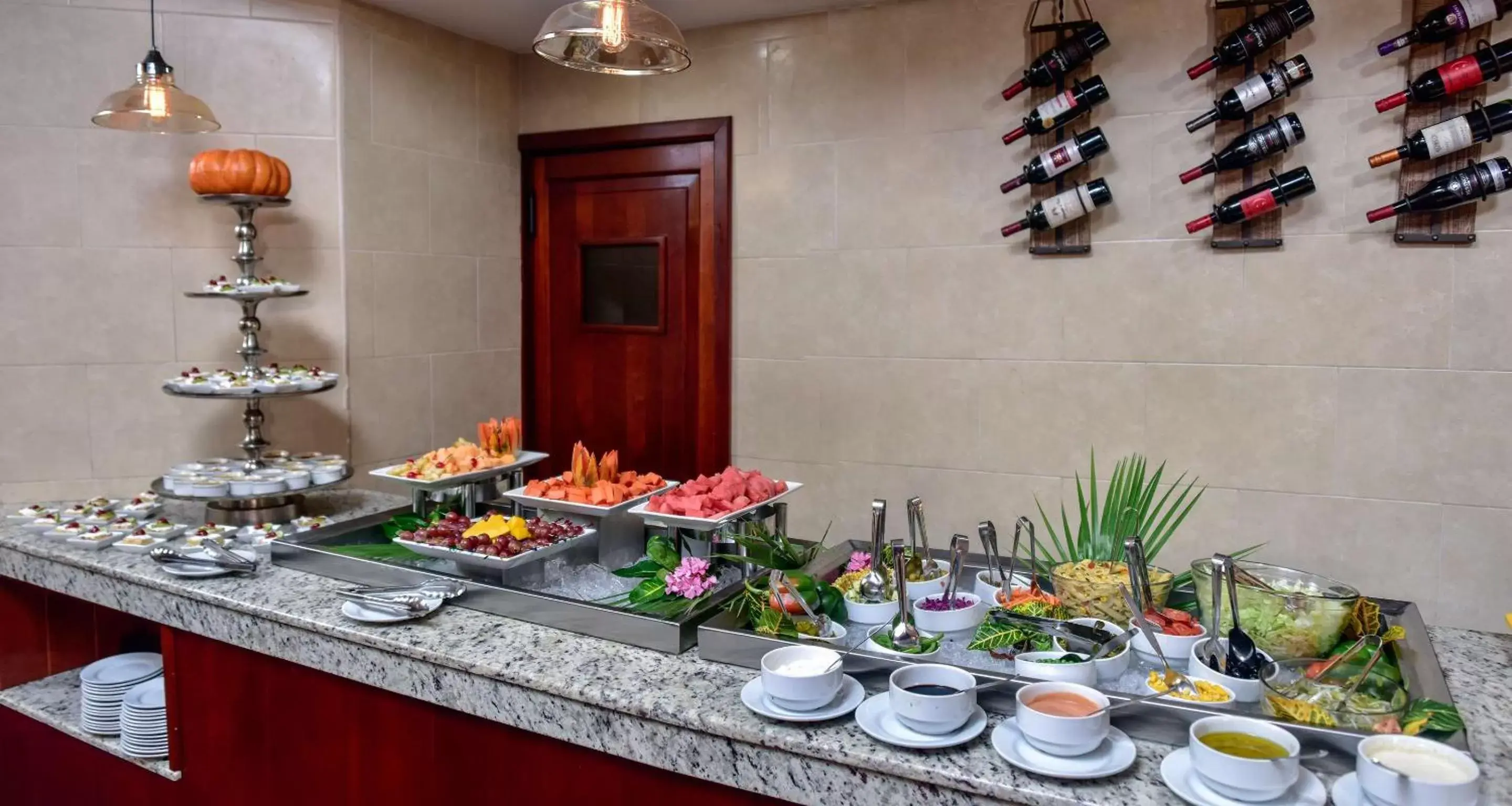Restaurant/places to eat in Best Western Plus Belize Biltmore Plaza