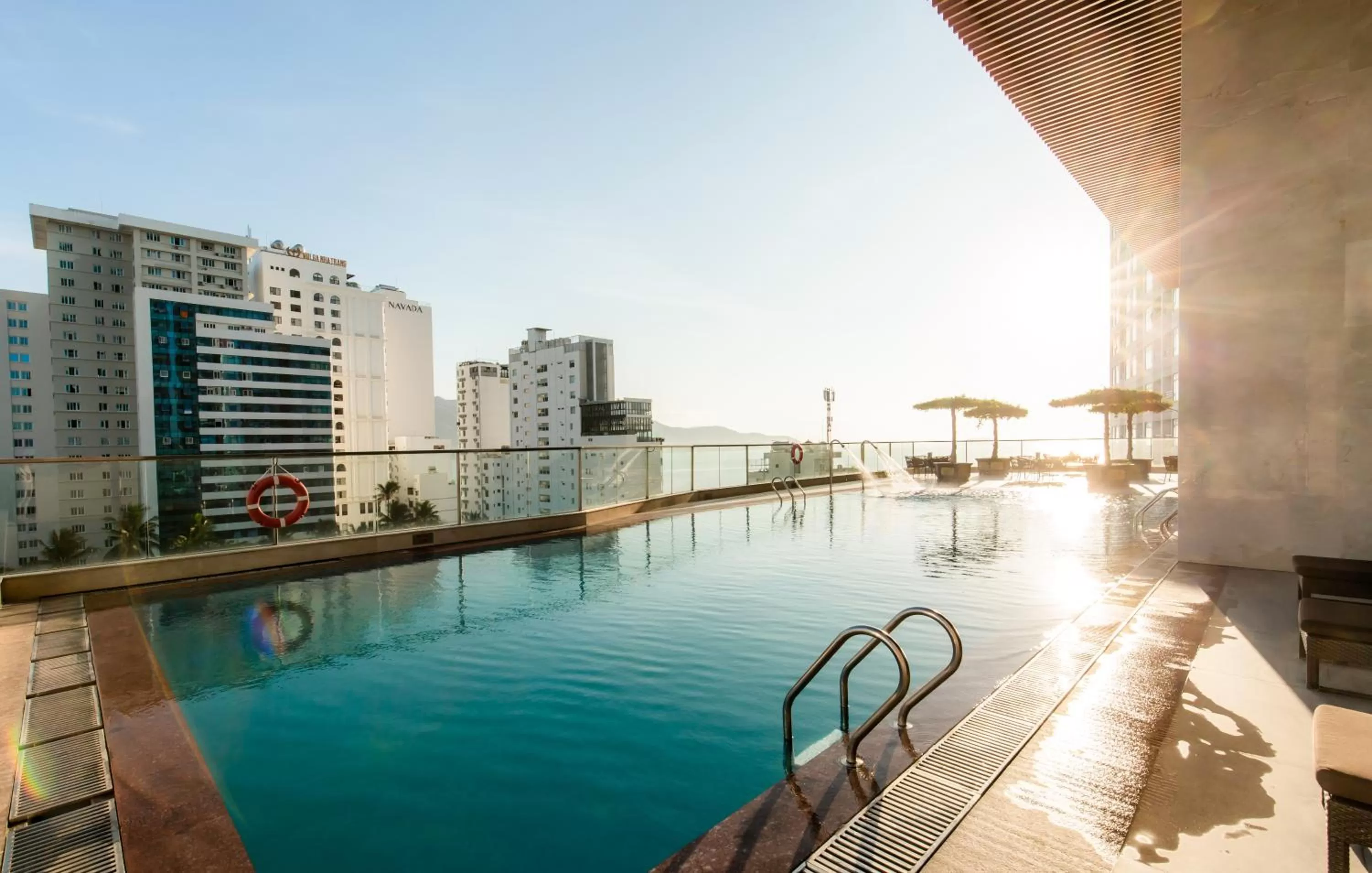 Swimming pool in Muong Thanh Luxury Vien Trieu Nha Trang