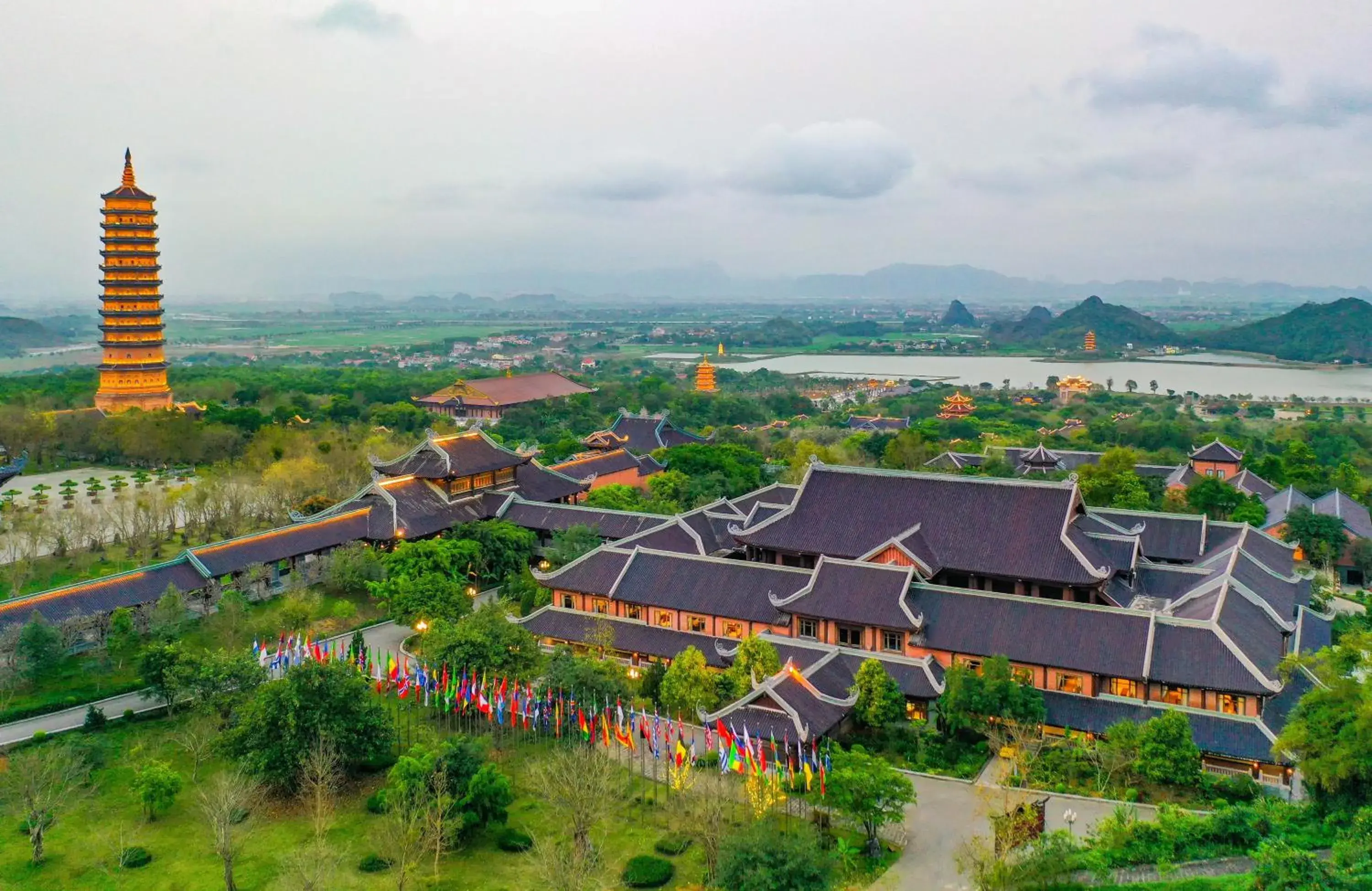 Bird's eye view, Bird's-eye View in Bai Dinh Hotel