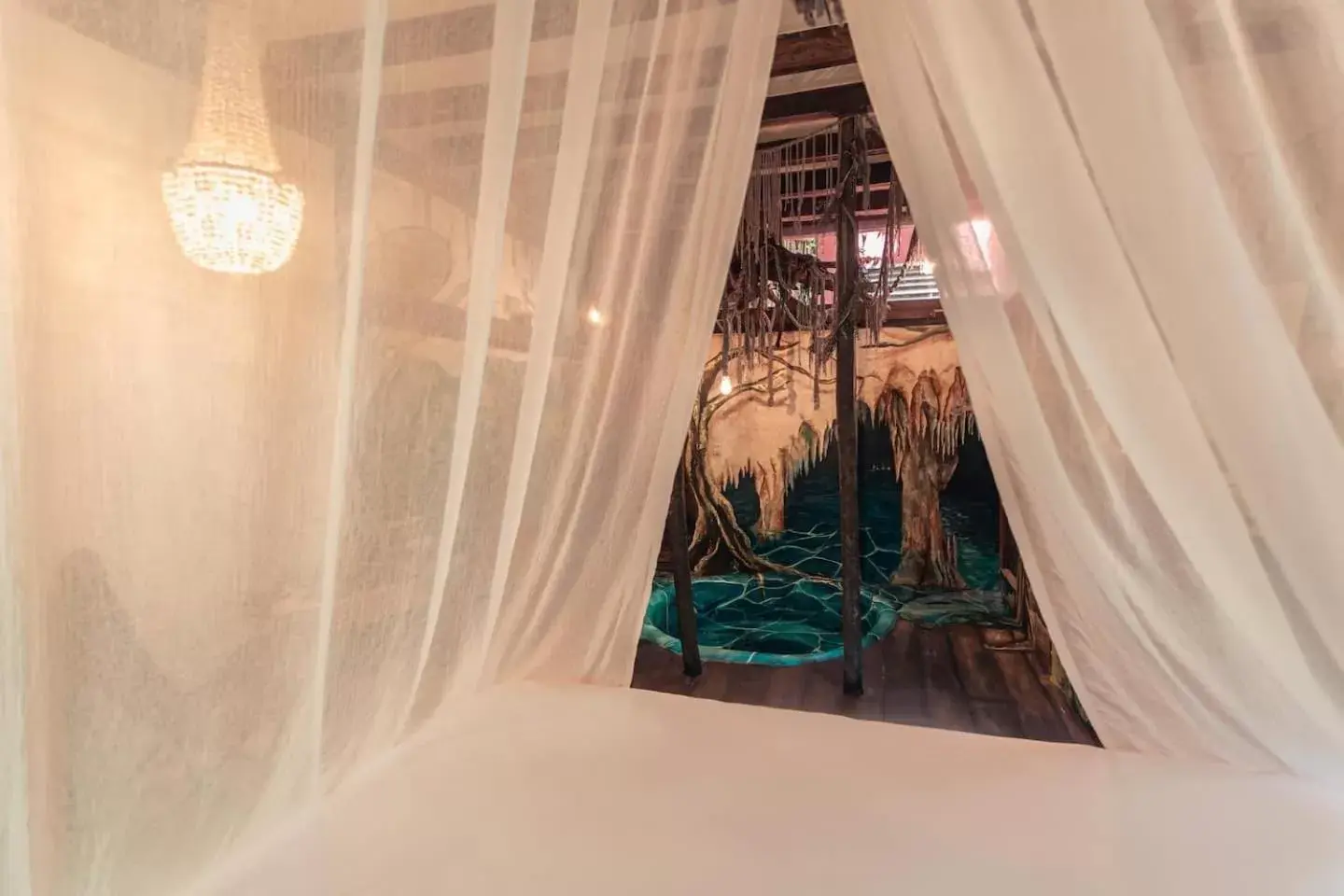 Bed in Hidden Treehouse Tulum Eco-Hotel