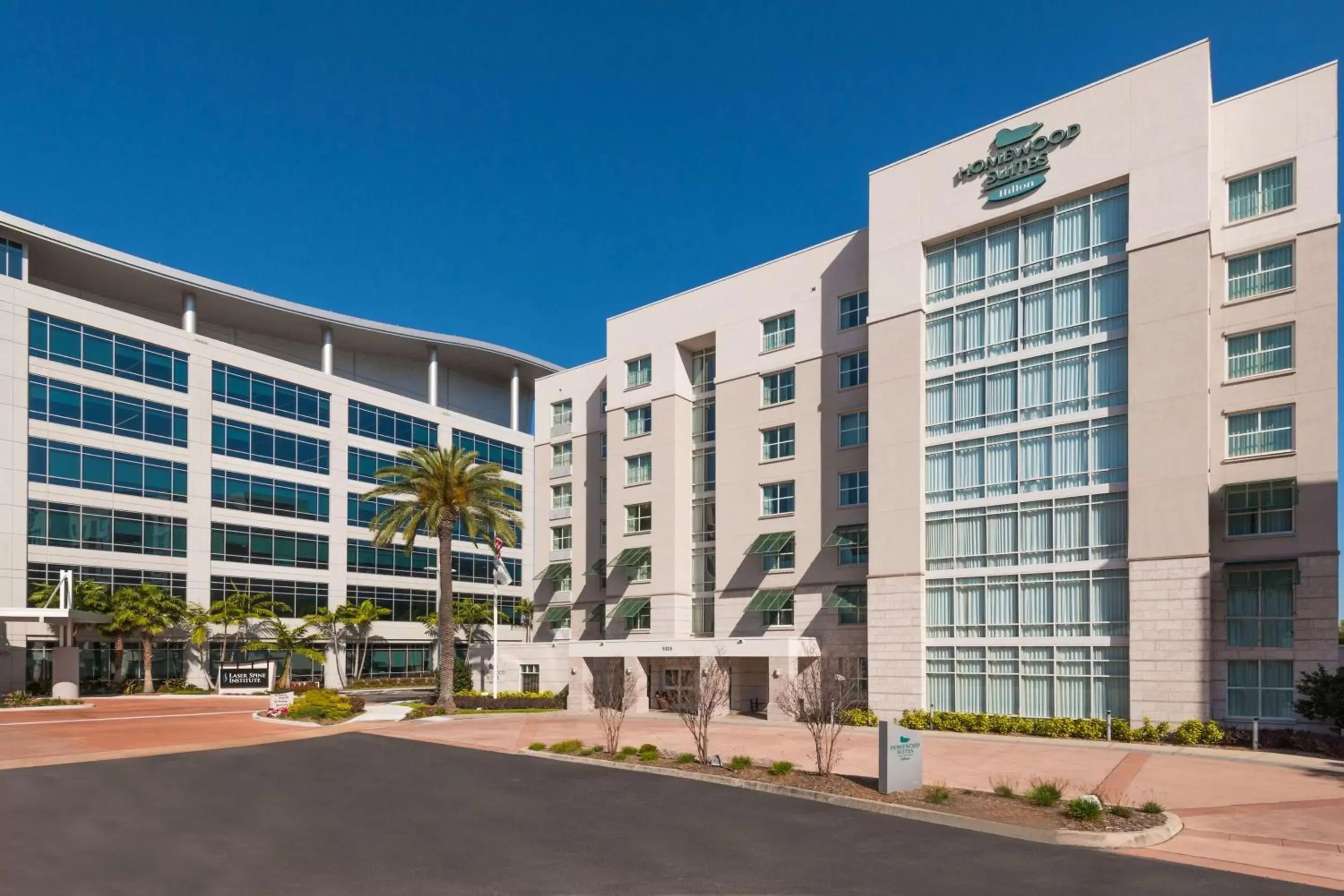 Property Building in Homewood Suites by Hilton Tampa Airport - Westshore