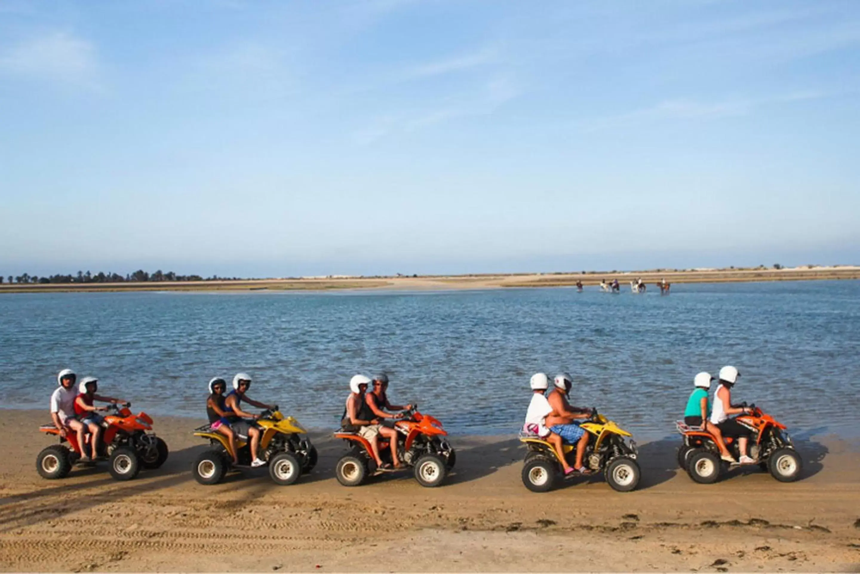 Entertainment in El Mouradi Djerba Menzel