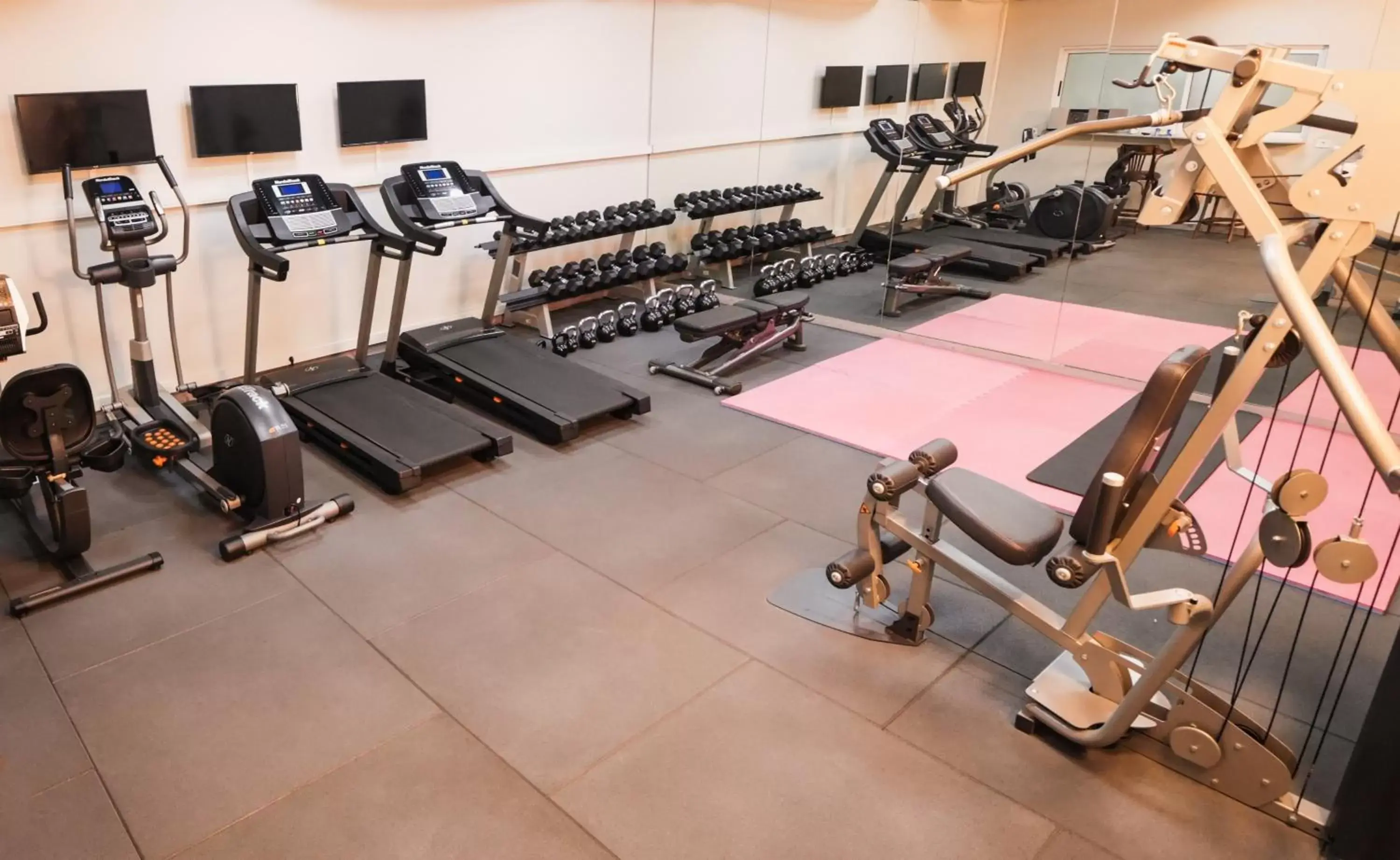 Fitness centre/facilities, Fitness Center/Facilities in Casa D'or Hotel