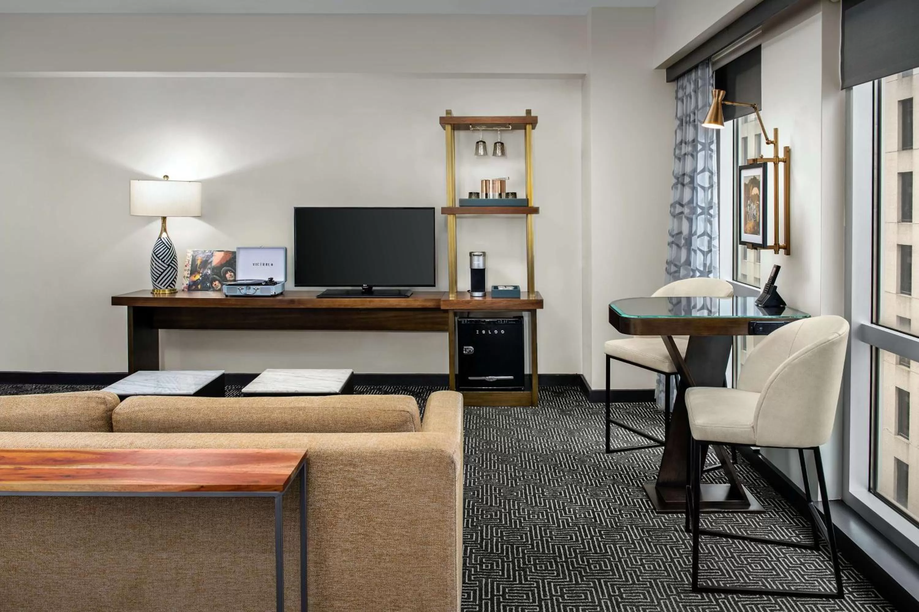 Living room in The Troubadour Hotel New Orleans