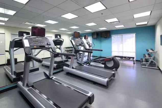 Fitness centre/facilities, Fitness Center/Facilities in Fairfield Inn & Suites by Marriott Newark Liberty International Airport