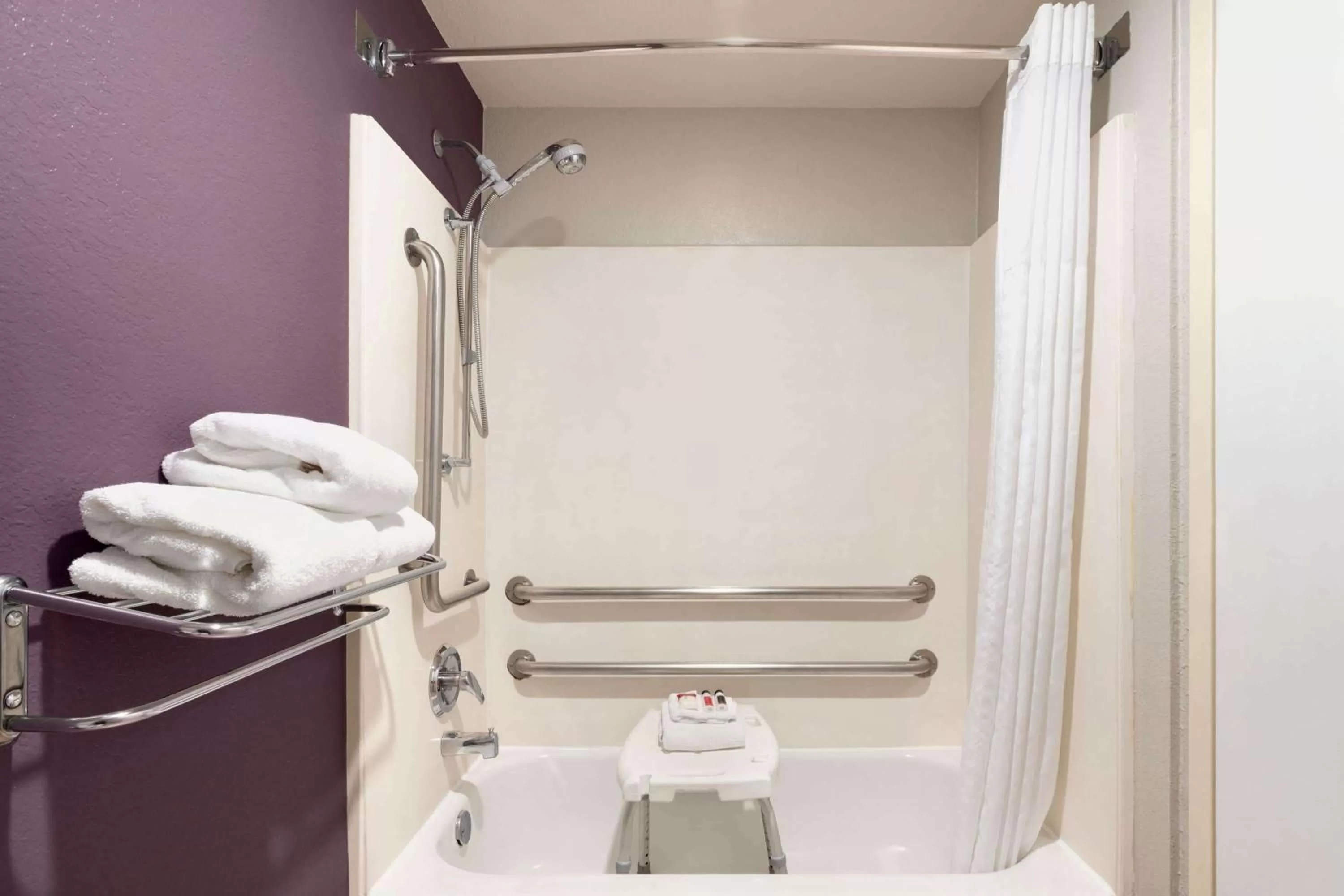 Bathroom in Baymont by Wyndham Springfield I-44