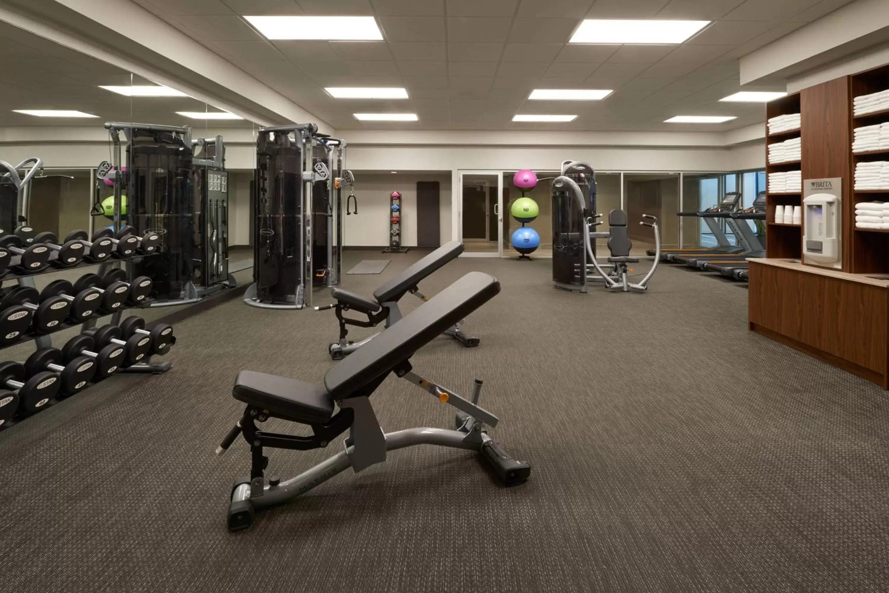 Fitness centre/facilities, Fitness Center/Facilities in Courtyard by Marriott Oshawa