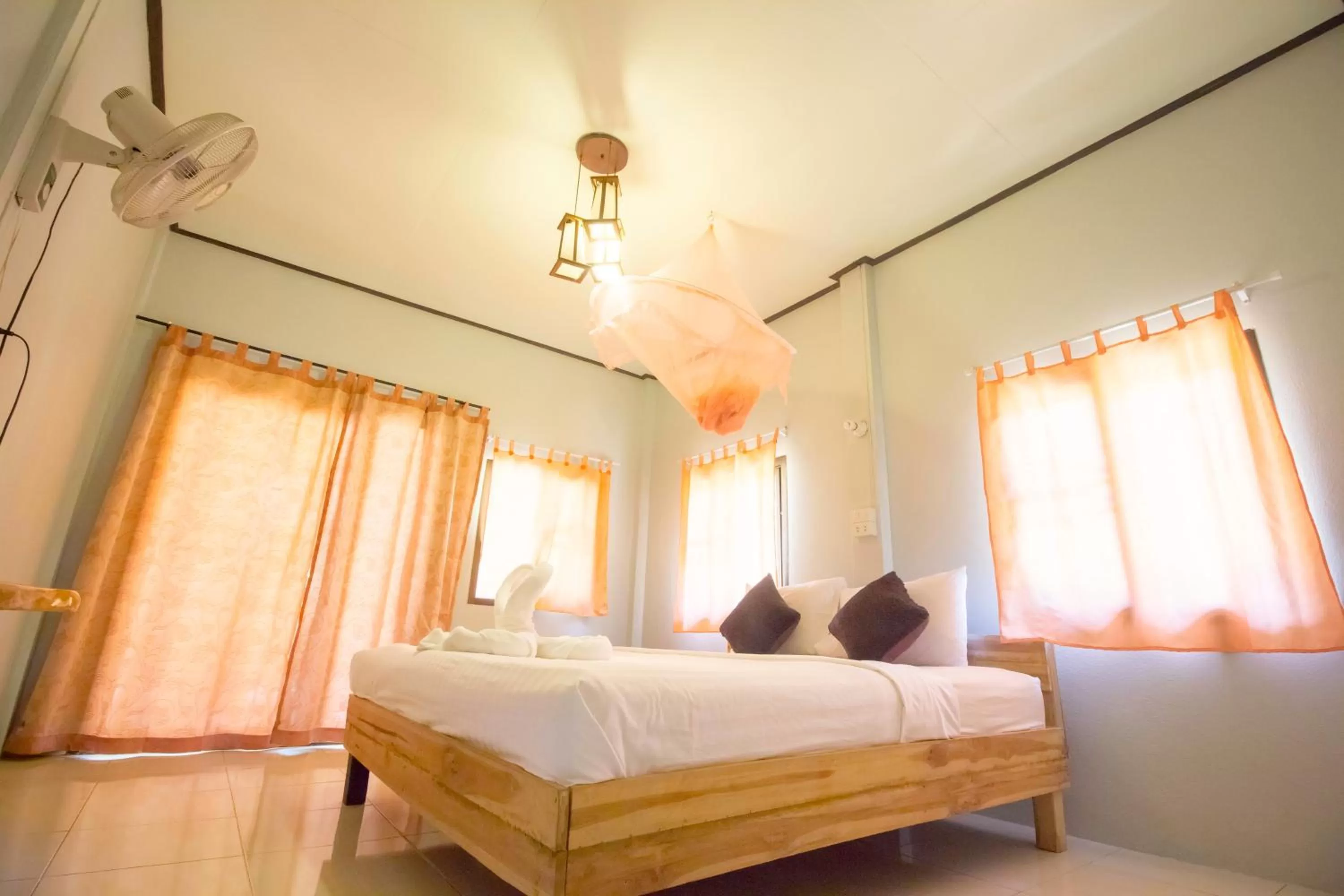 Photo of the whole room, Bed in Khao Sok Palmview Resort
