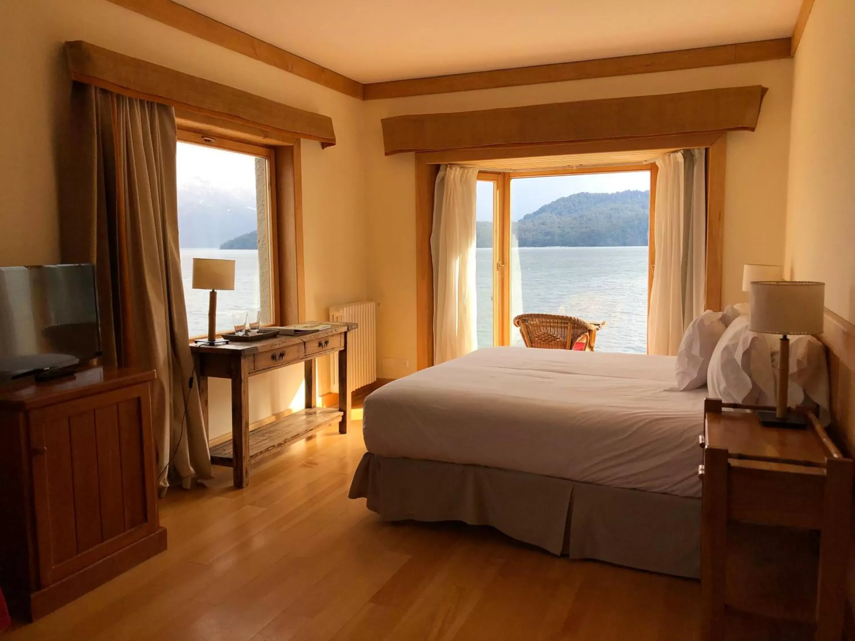 Bedroom in Correntoso Lake & River Hotel
