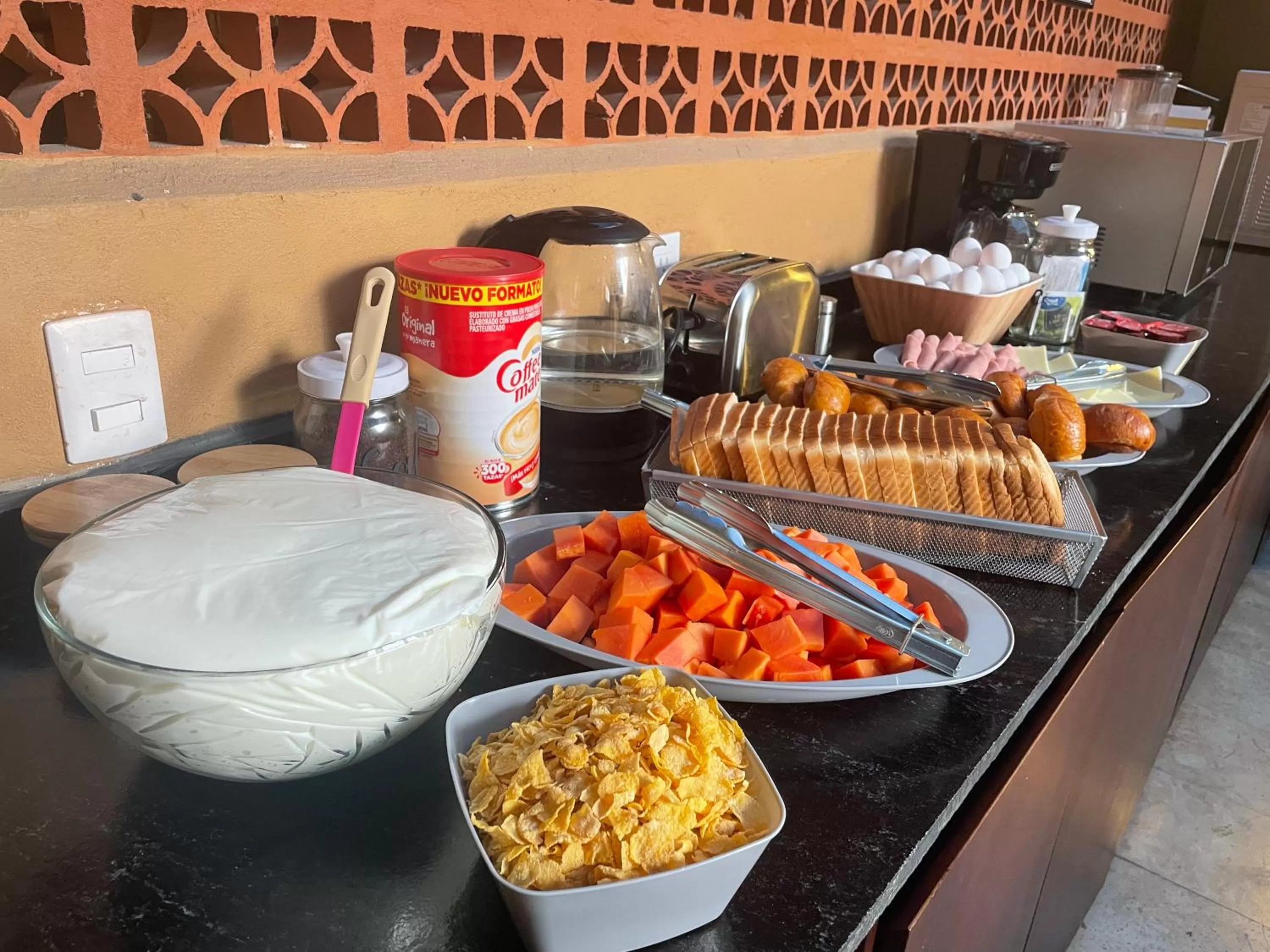 Breakfast in Colmena Hotel CDMX Centro