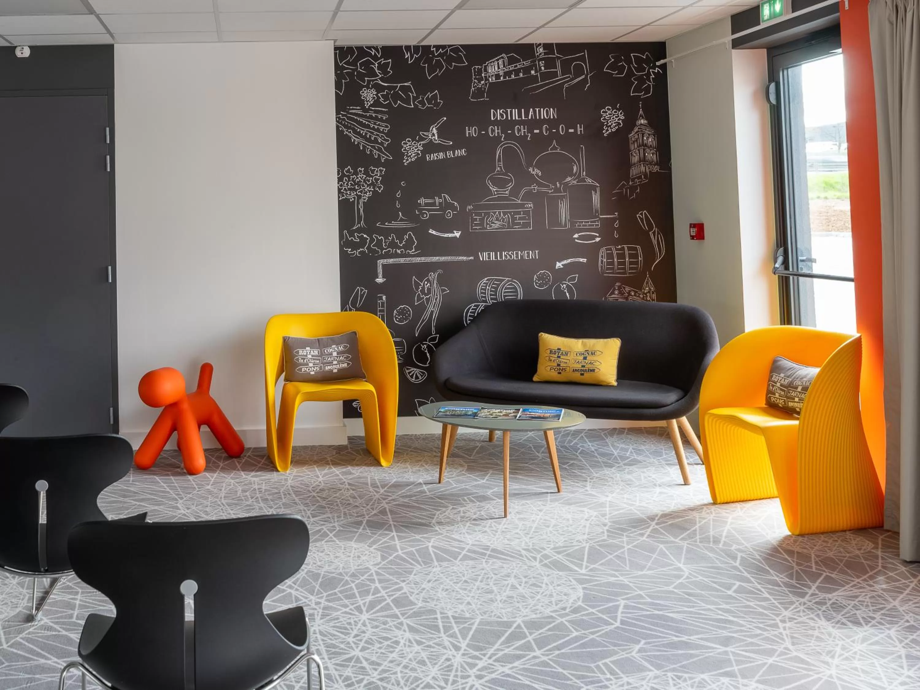 Business facilities in ibis Budget Cognac