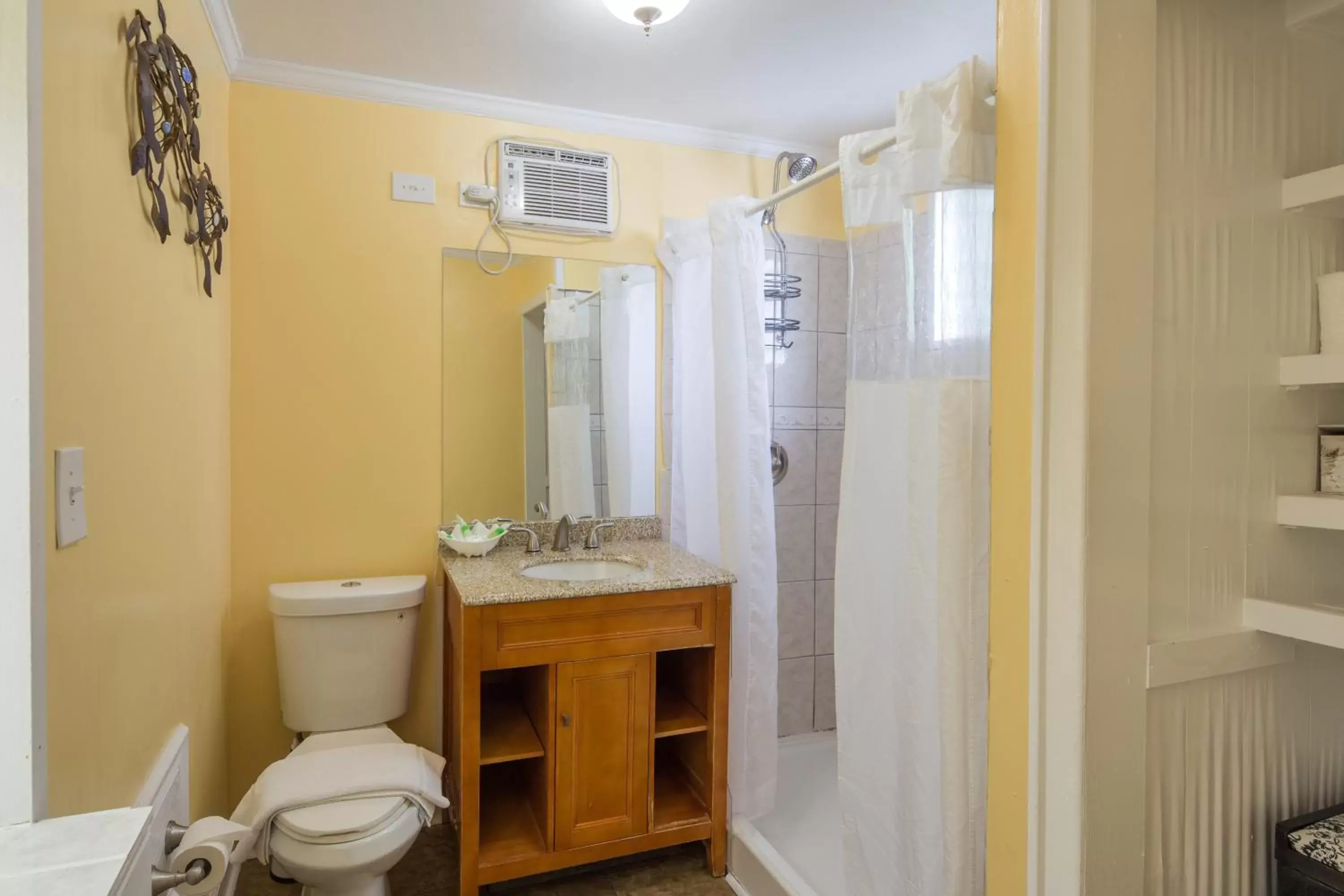 Bathroom in The Palms Hotel