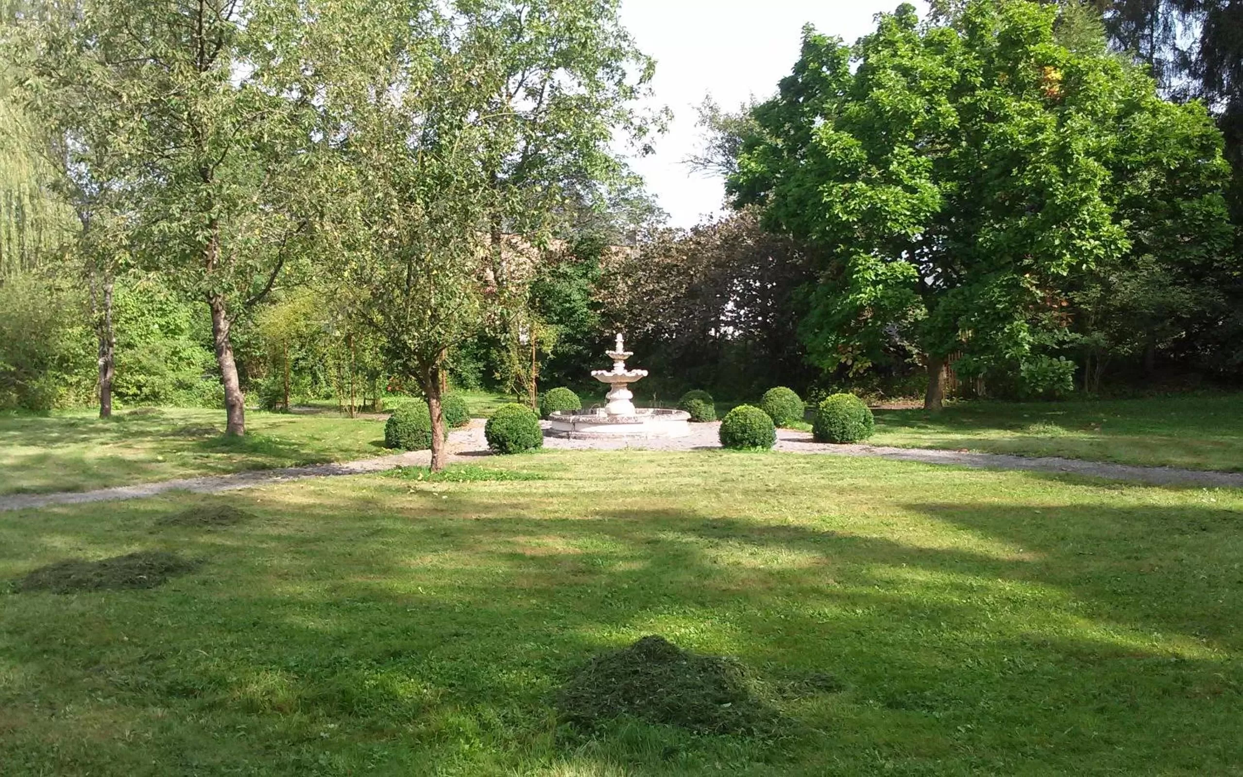 Garden view in B&B Villa Belle Epoque