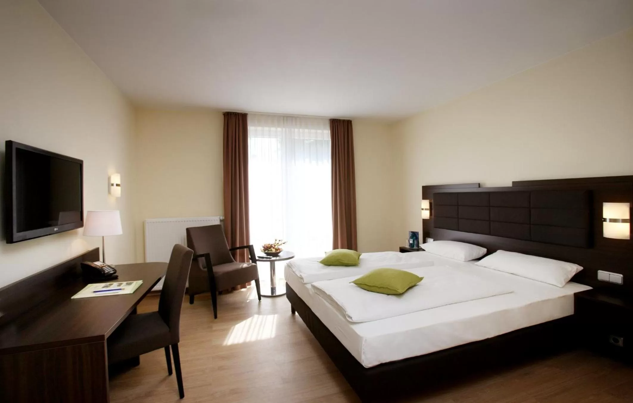 Photo of the whole room, Bed in Hotel am See
